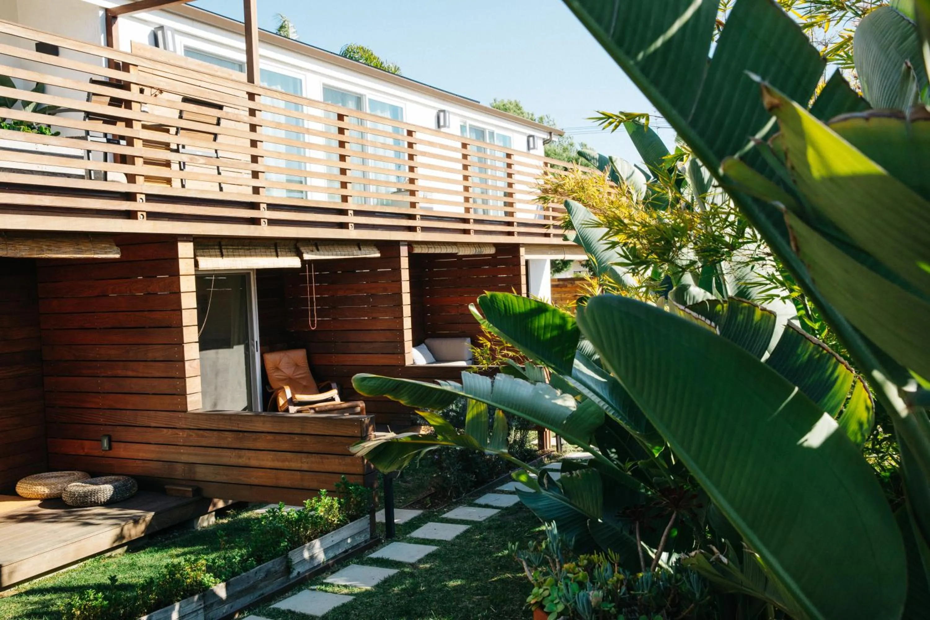 Facade/entrance in Inn at Moonlight Beach