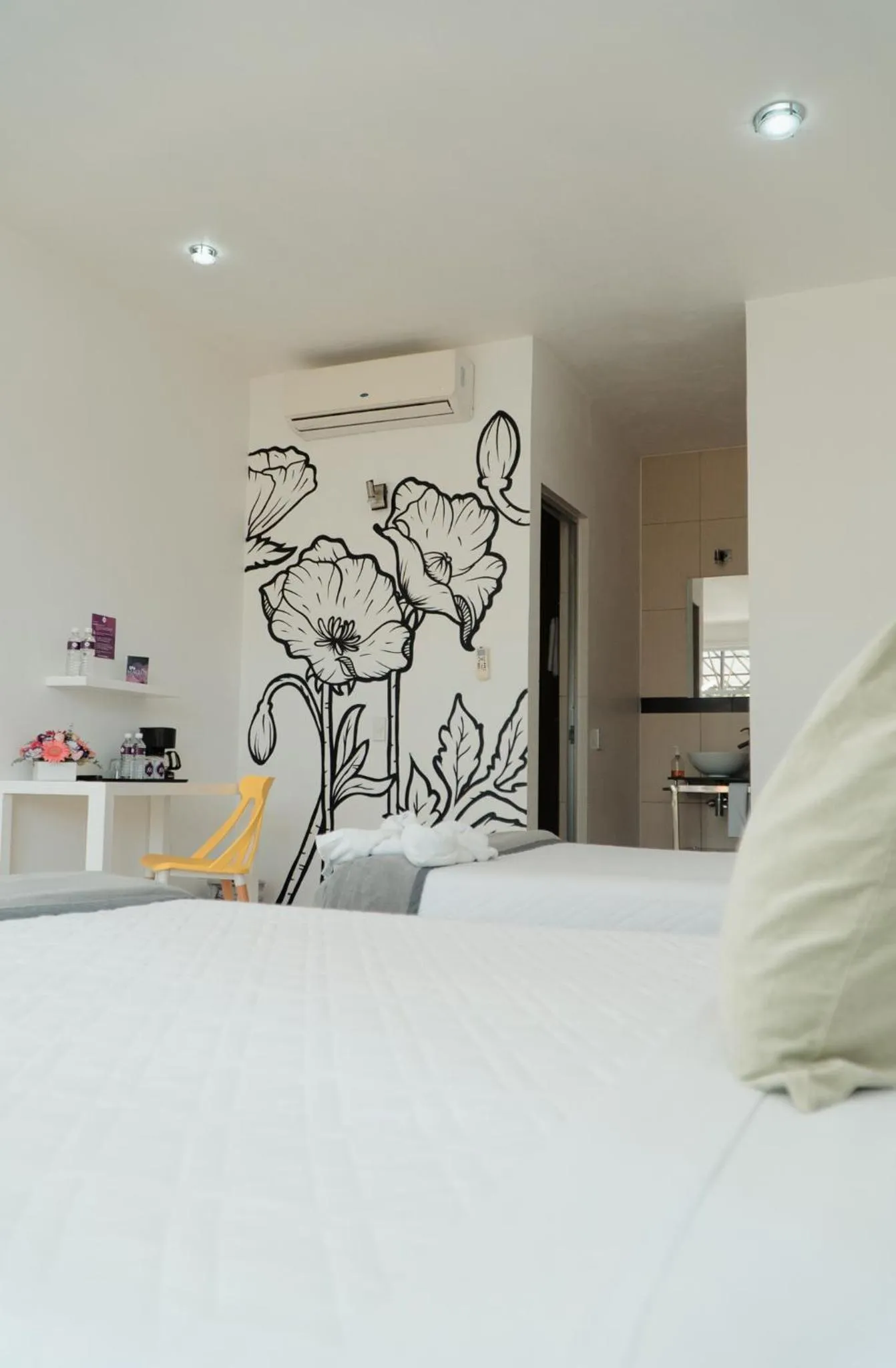 Bed in Rancho Macloy Hotel Spa & Social Events