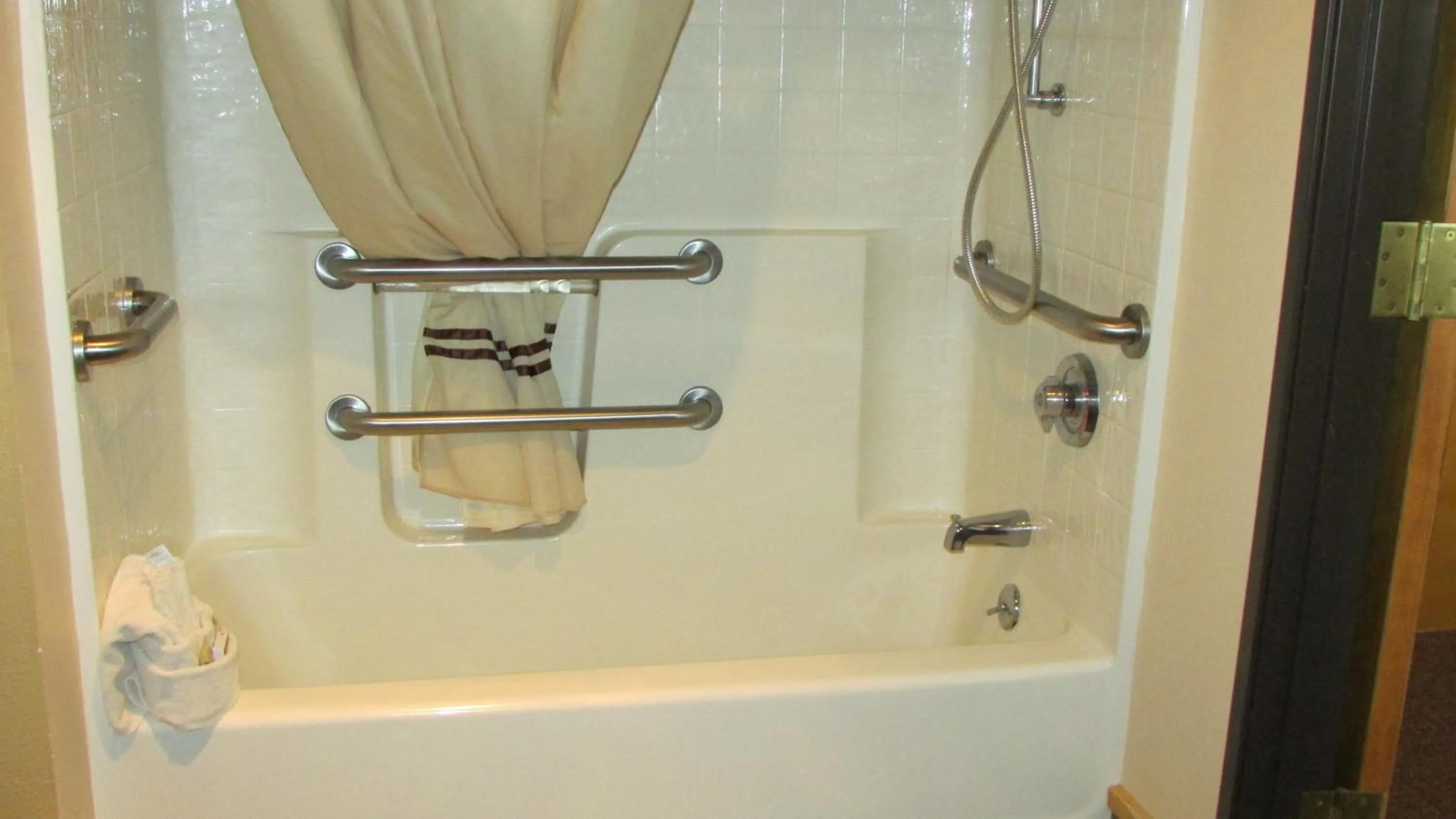 Spearfish Canyon Lodge