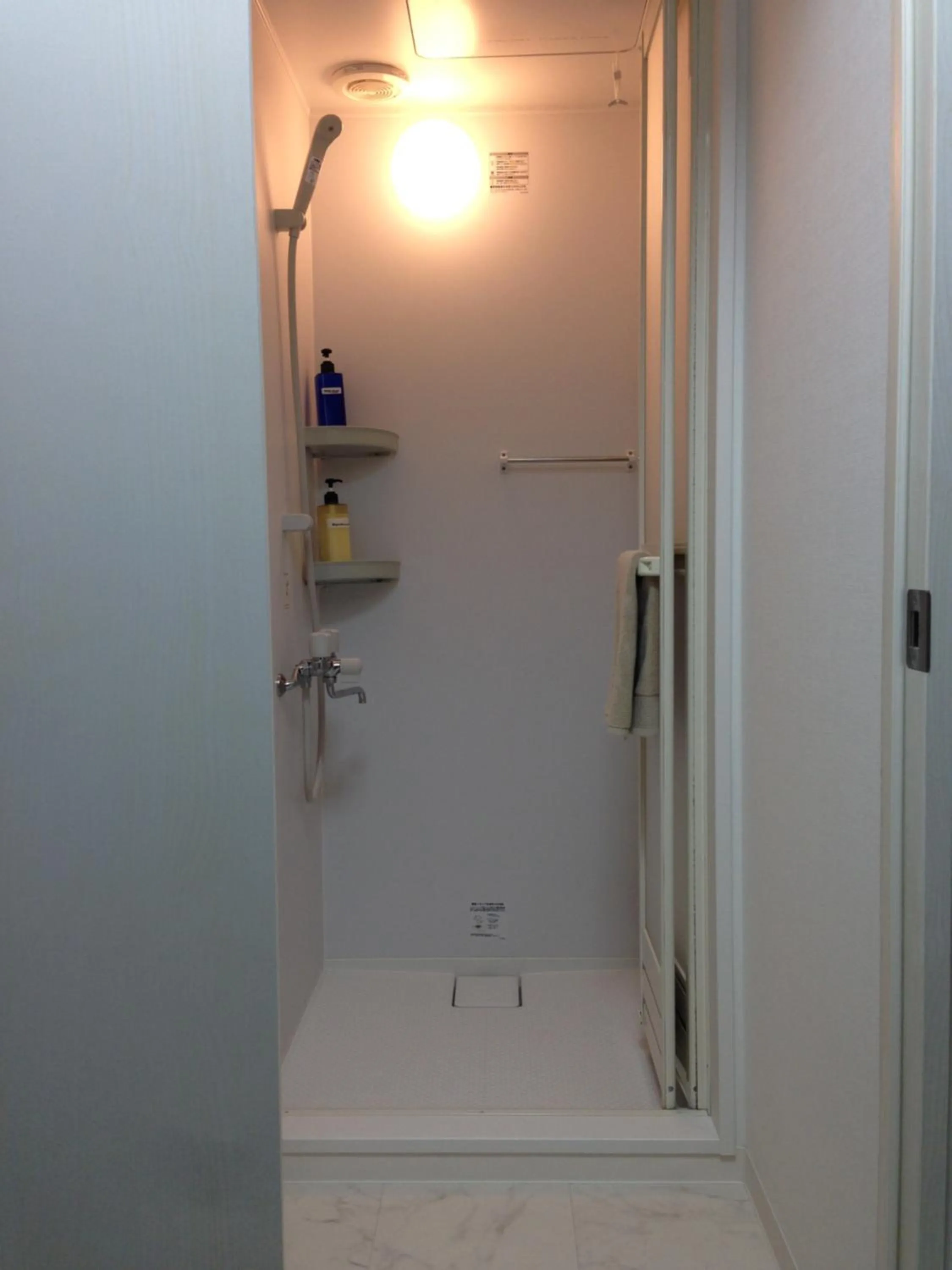 Shower in Keys House