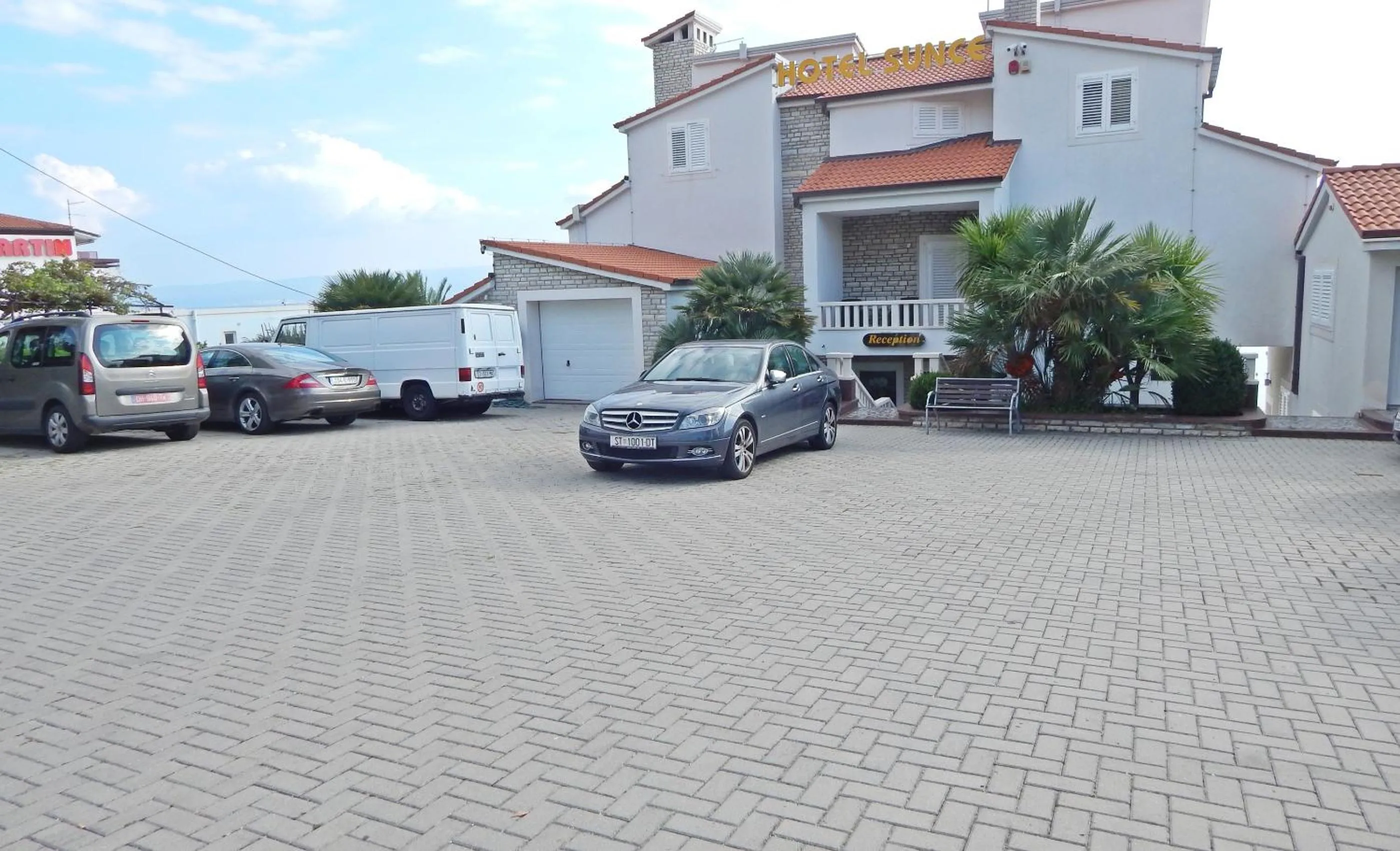 Parking in Hotel Sunce
