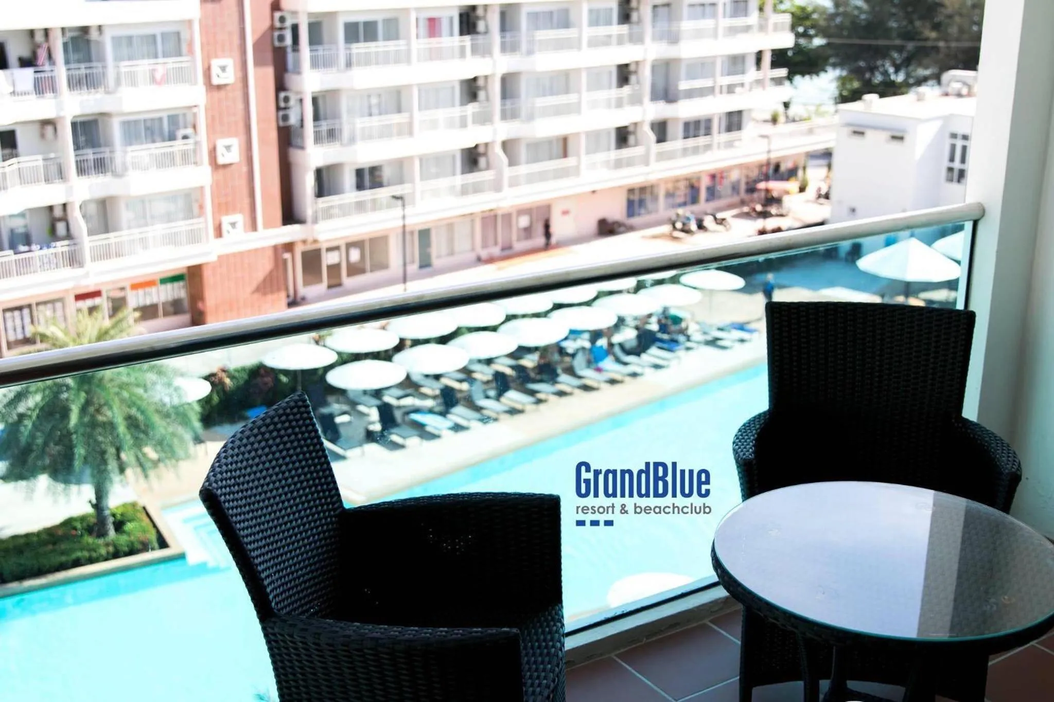 Balcony/Terrace in GrandBlue Resort & Beachclub