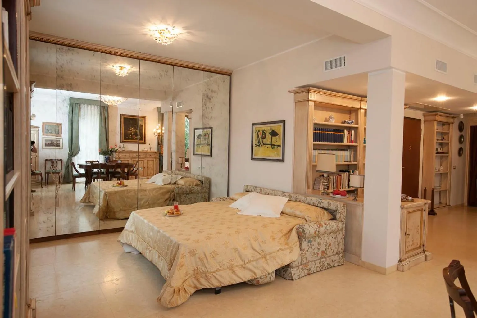 Photo of the whole room in Residenza Campiello