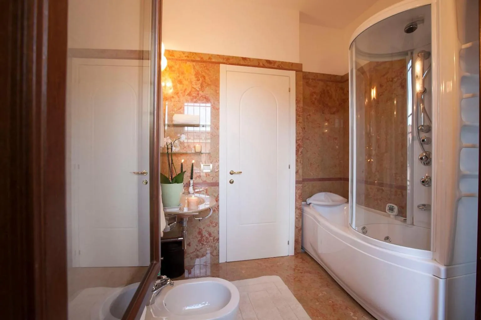 Shower in Residenza Campiello
