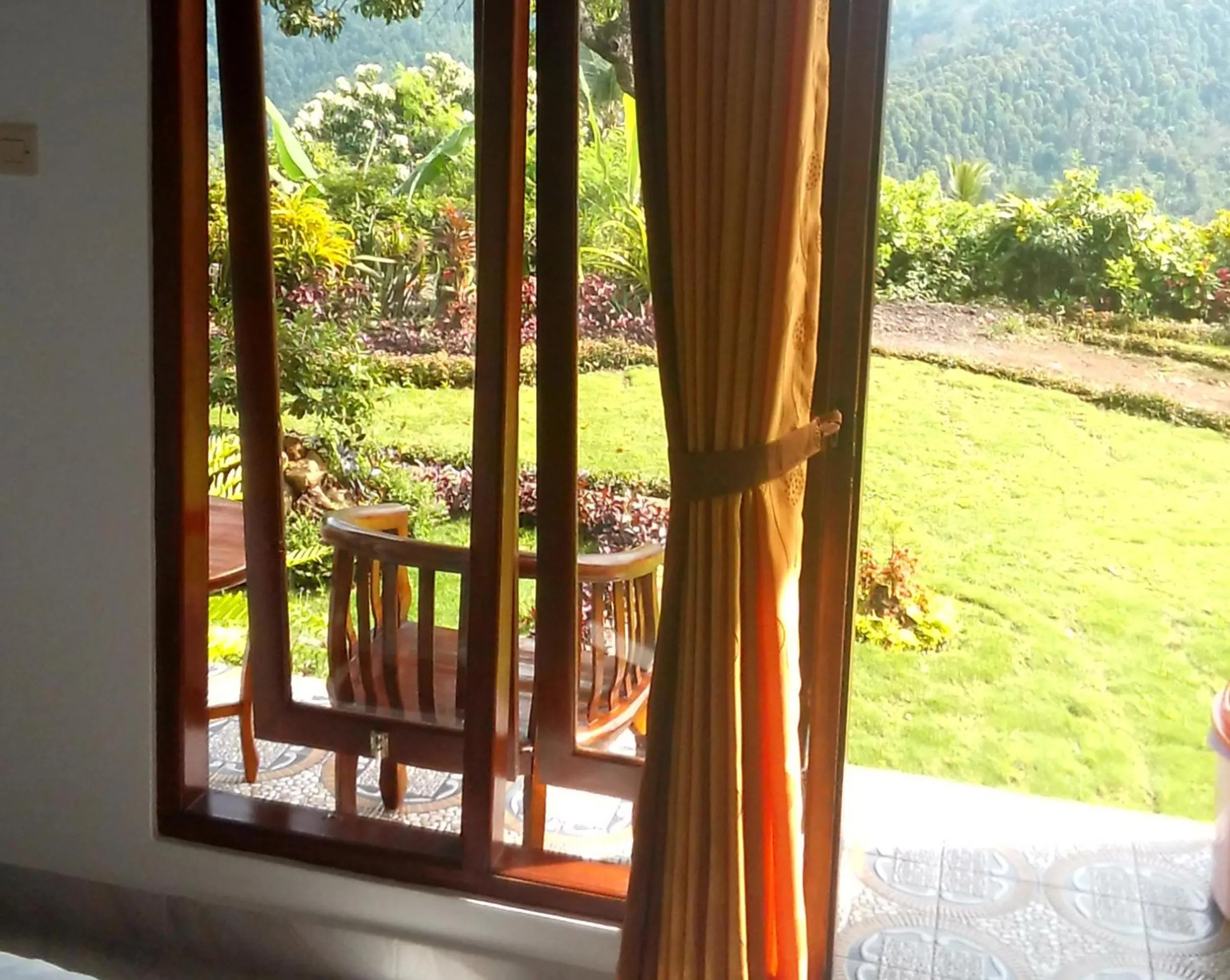 Garden view in Aris Homestay and Warung Made