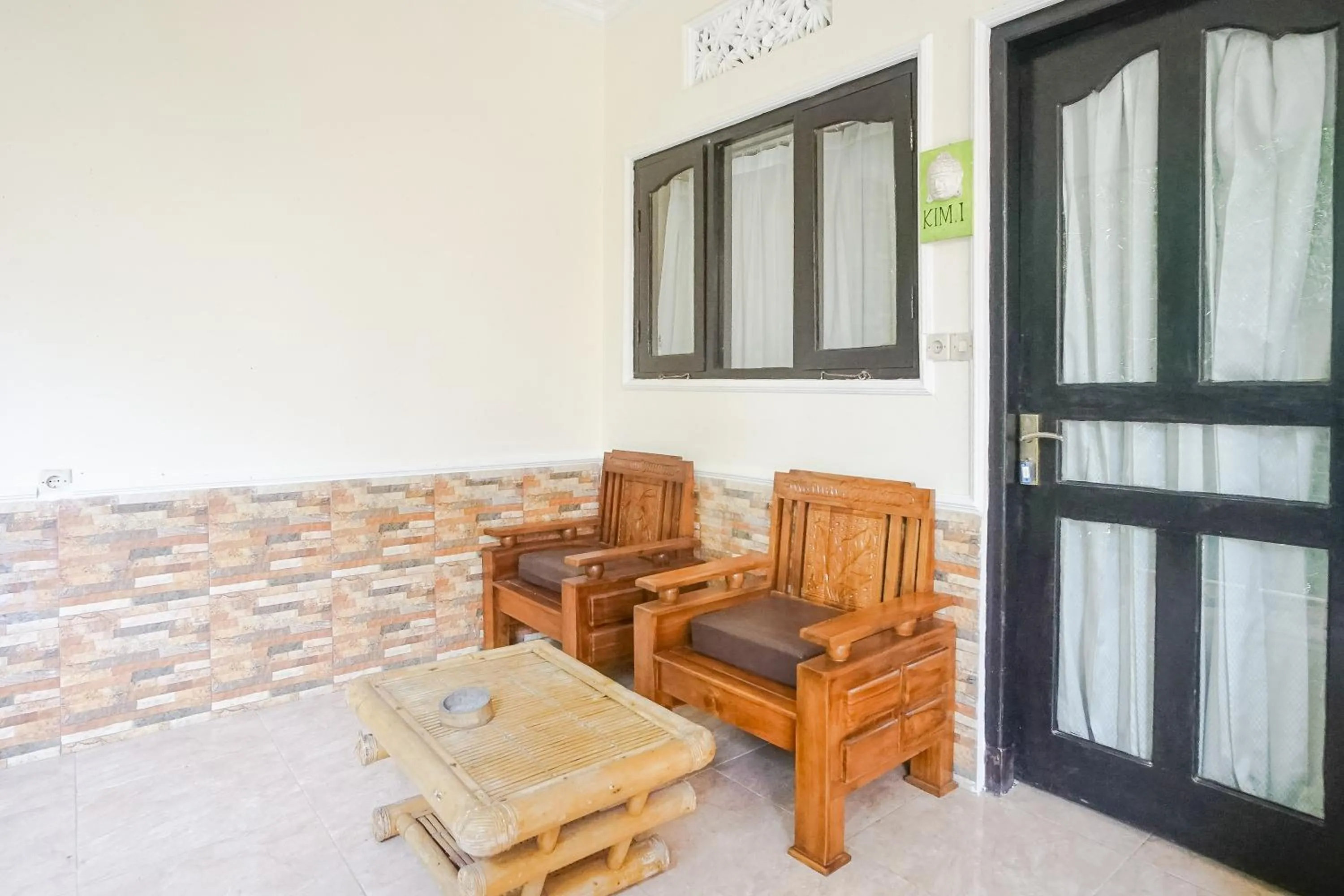 Living room in Green View Ubud Hostel Bali