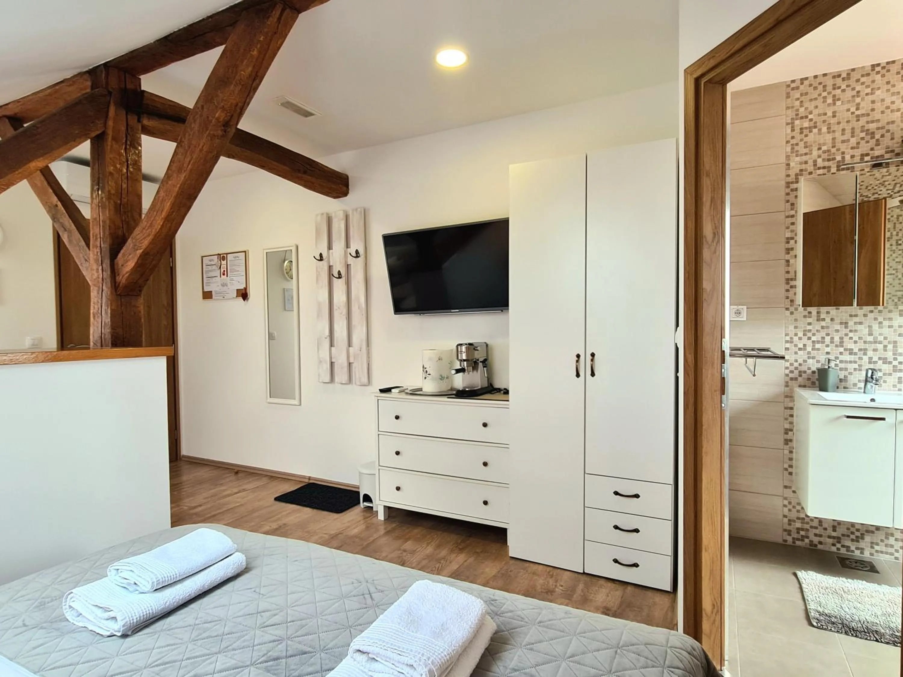 TV and multimedia, Bed in Rooms Garden