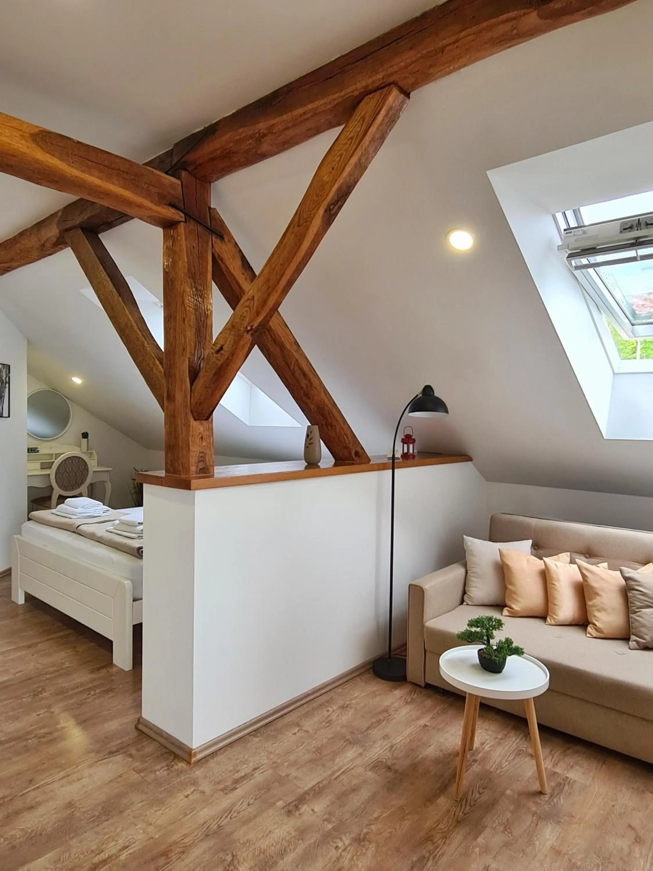 Day, Bed in Rooms Garden