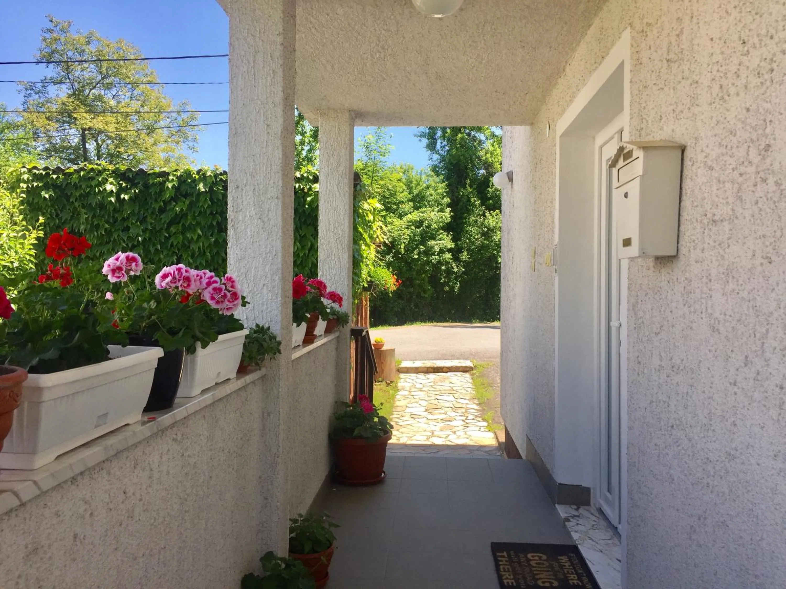 Facade/entrance in Rooms Garden