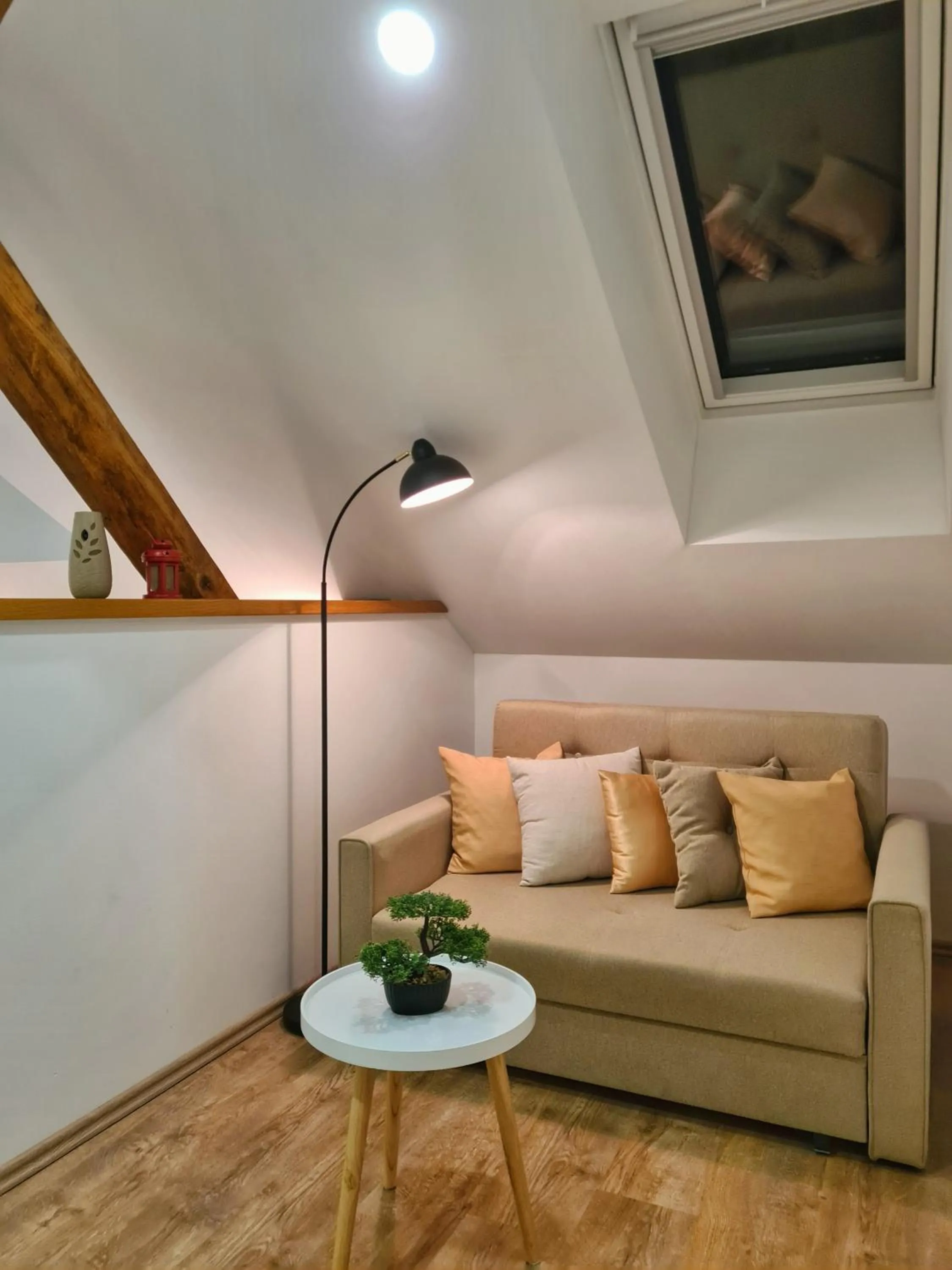 Seating area in Rooms Garden
