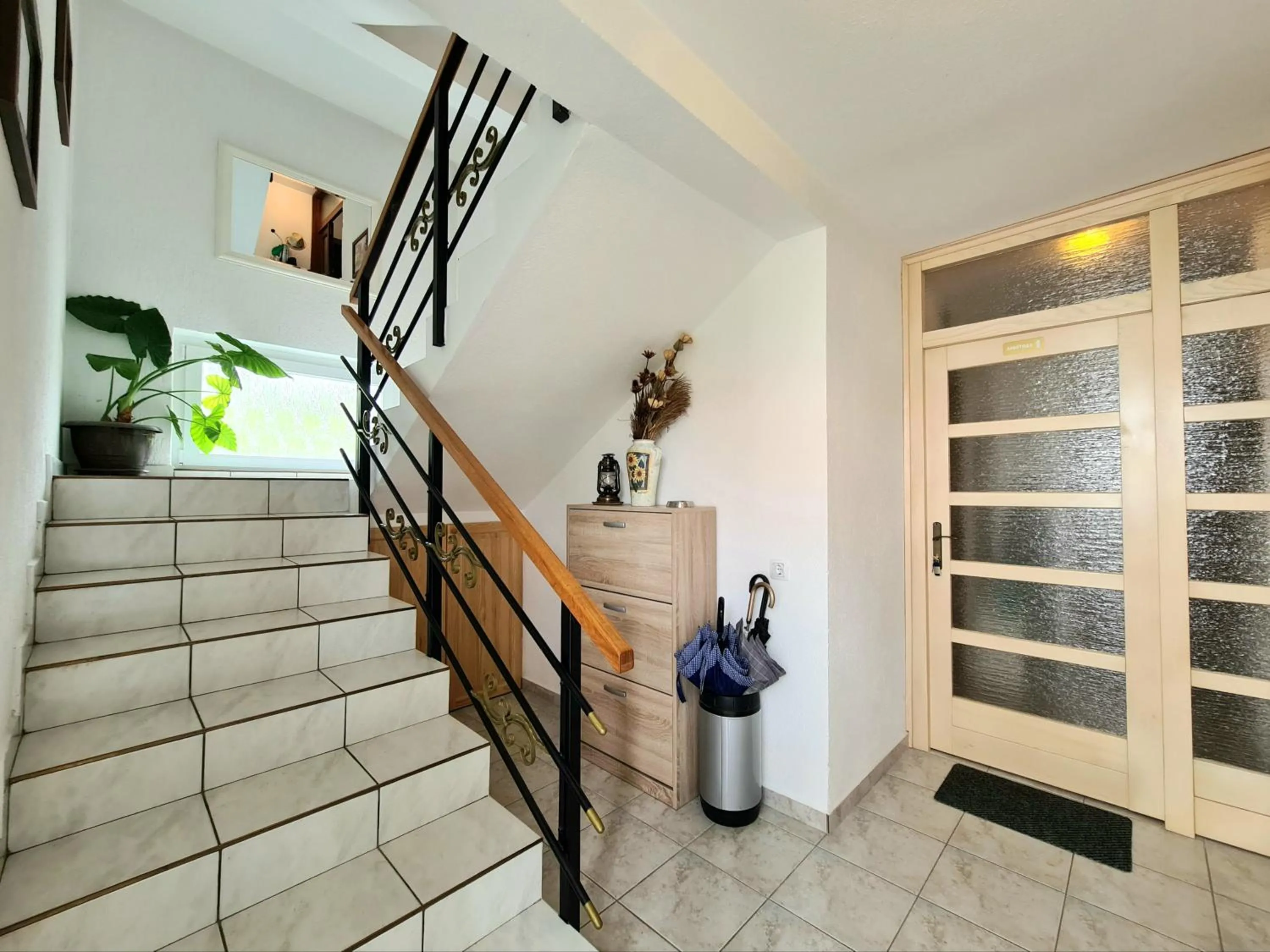 Facade/entrance in Rooms Garden