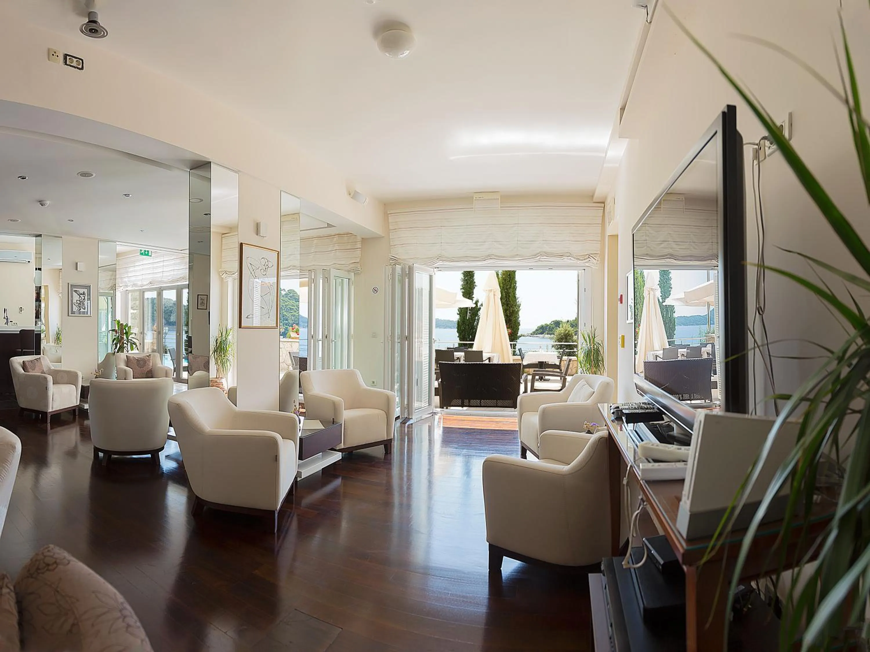 Property building in Hotel Bozica Dubrovnik Islands