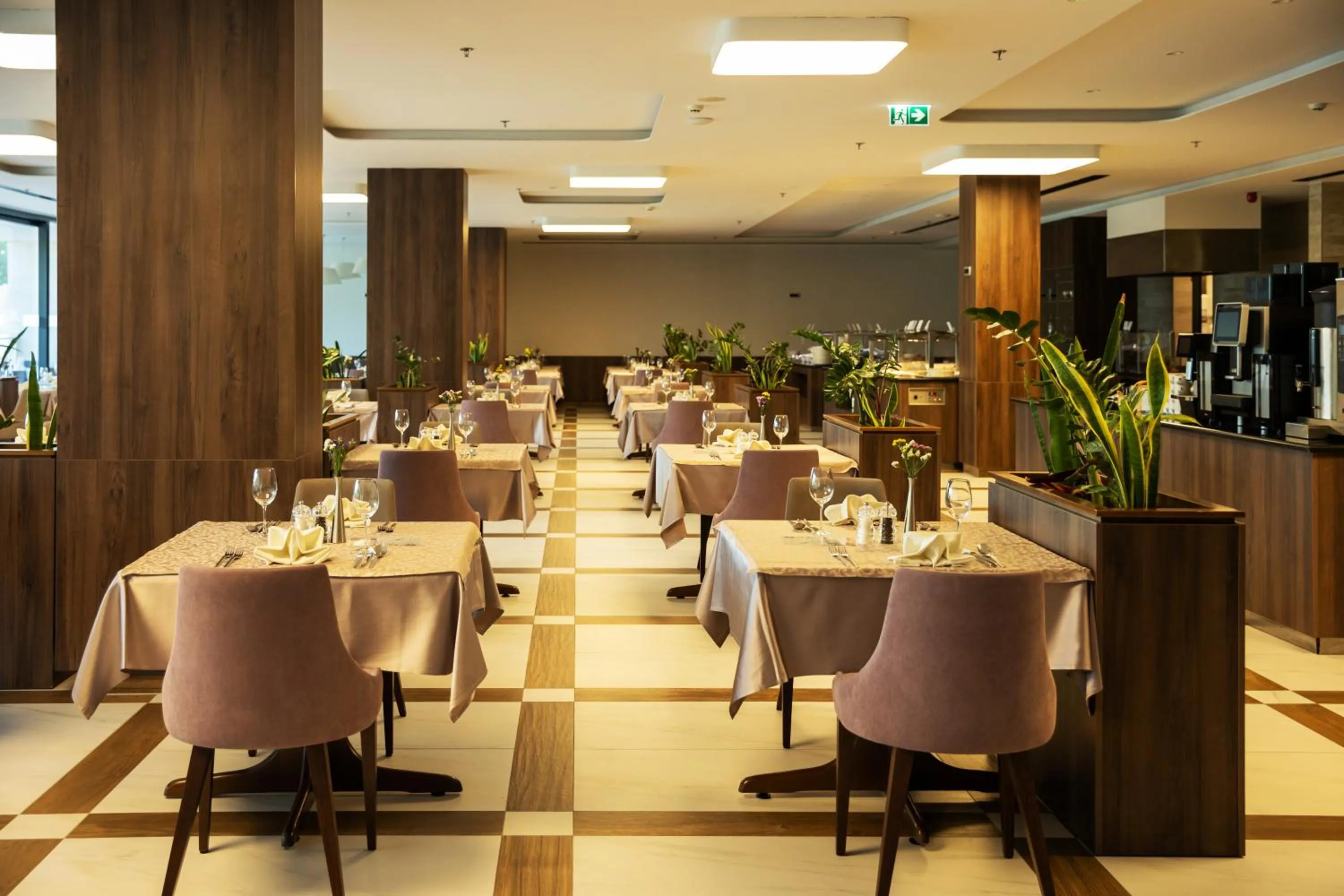 Restaurant/places to eat in Hotel Plaža Duće