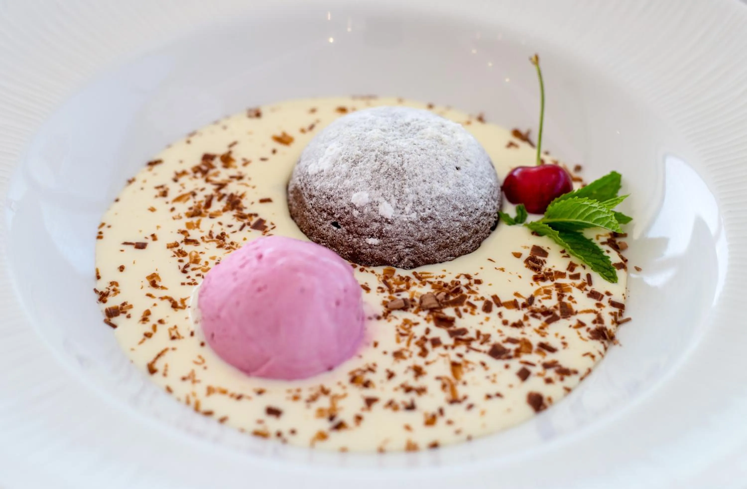 Food and drinks in Hotel Plaža Duće