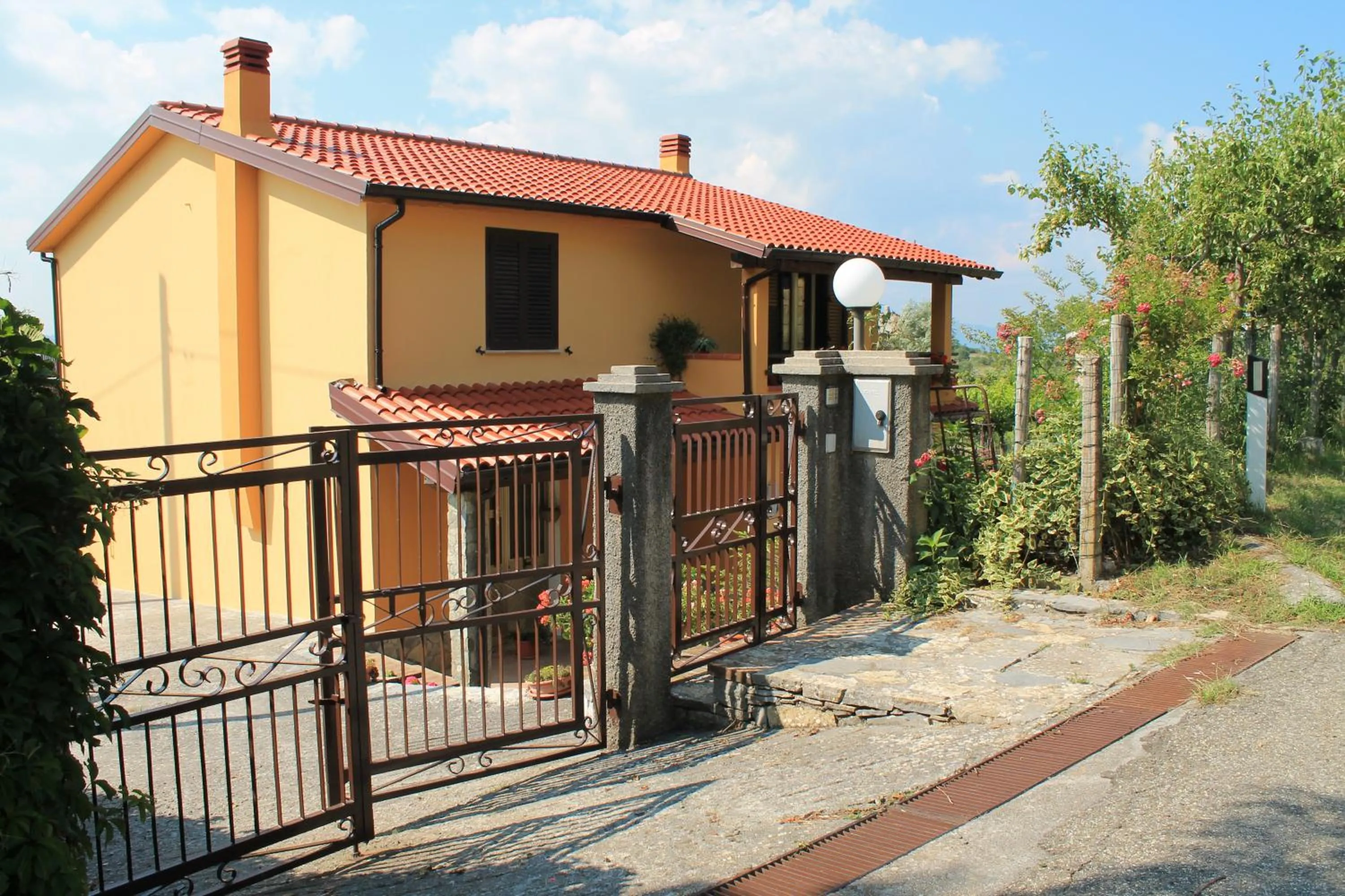 Property building in B&B Matilde