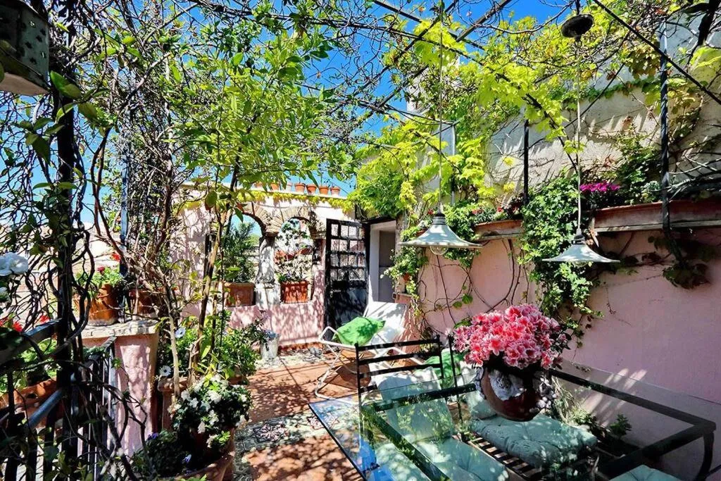 Spectacular Luxury Flat in Trastevere