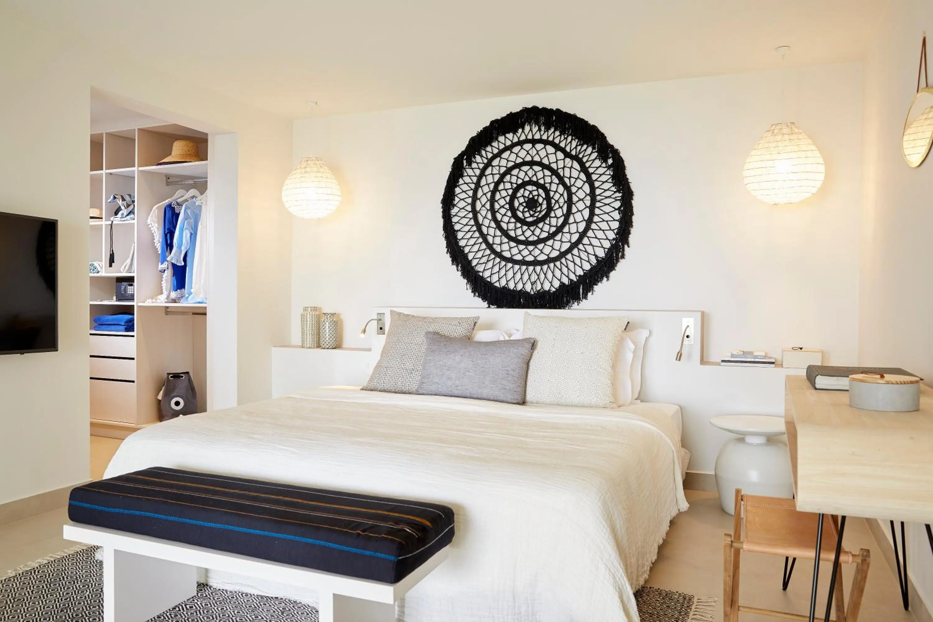 Bed in Eagles Villas - Small Luxury Hotels of The World