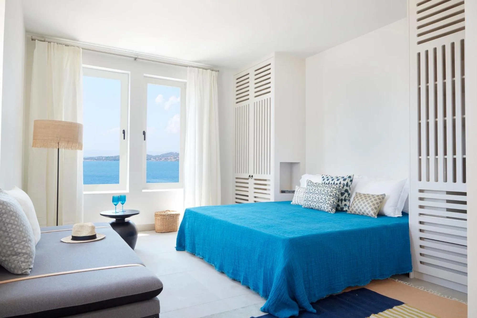 Bed in Eagles Villas - Small Luxury Hotels of The World