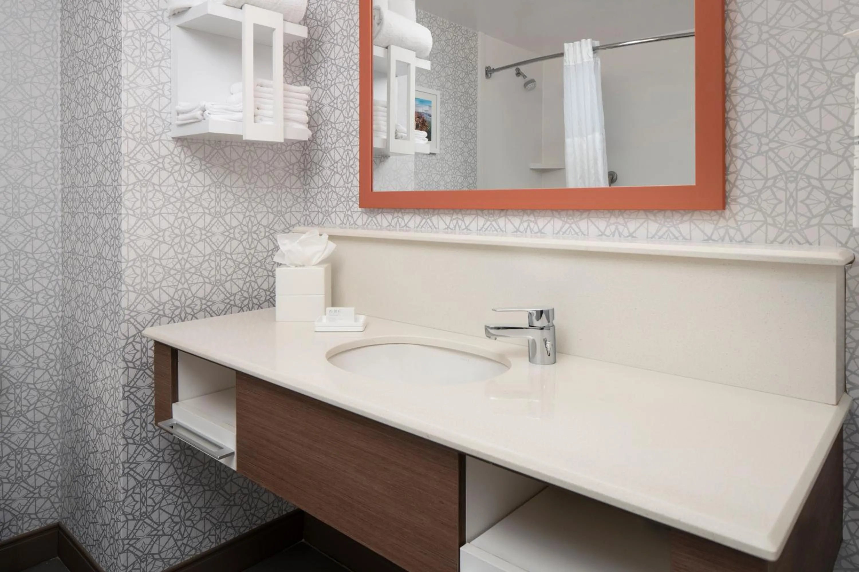 Hampton Inn & Suites Yonkers - Westchester