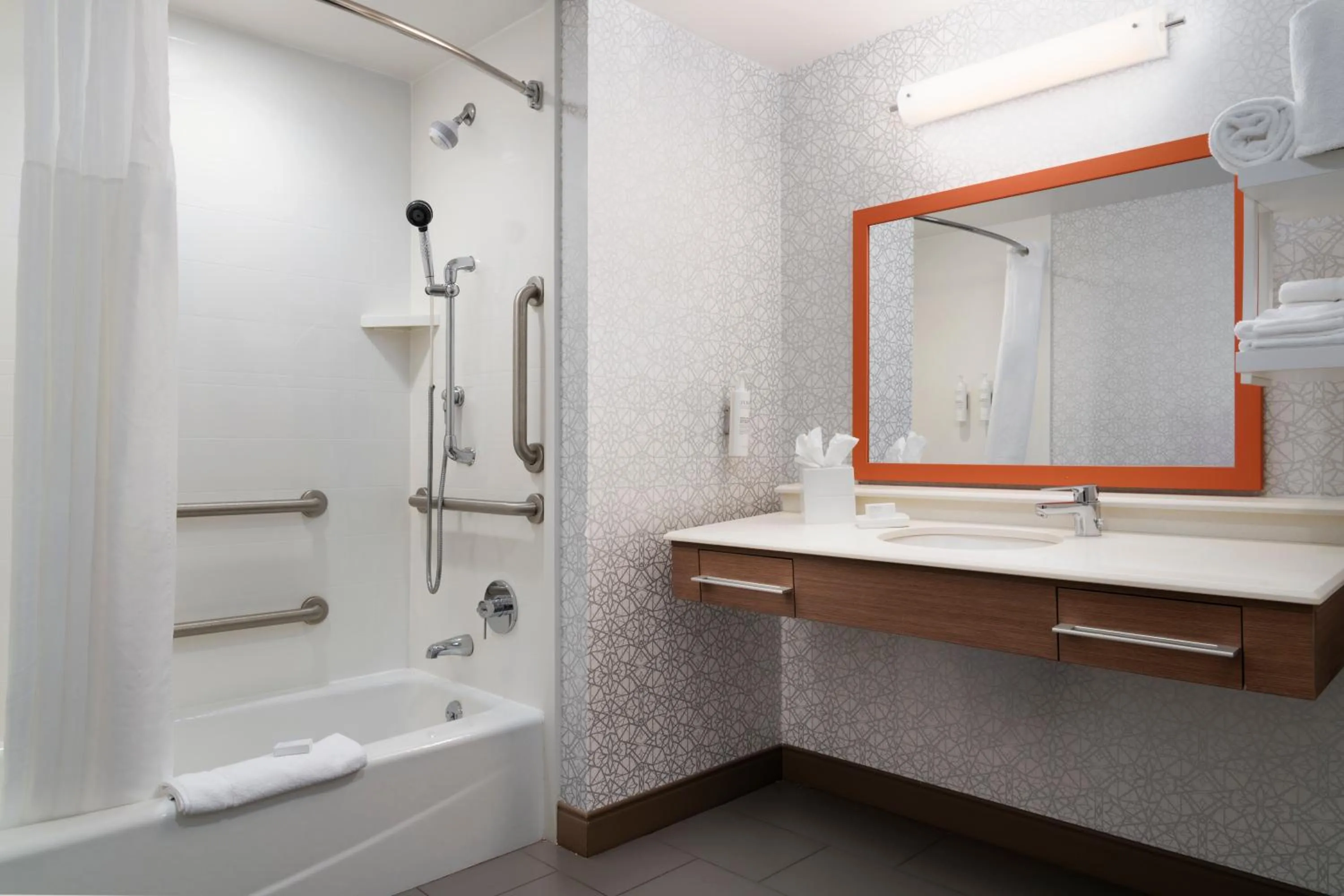 Hampton Inn & Suites Yonkers - Westchester