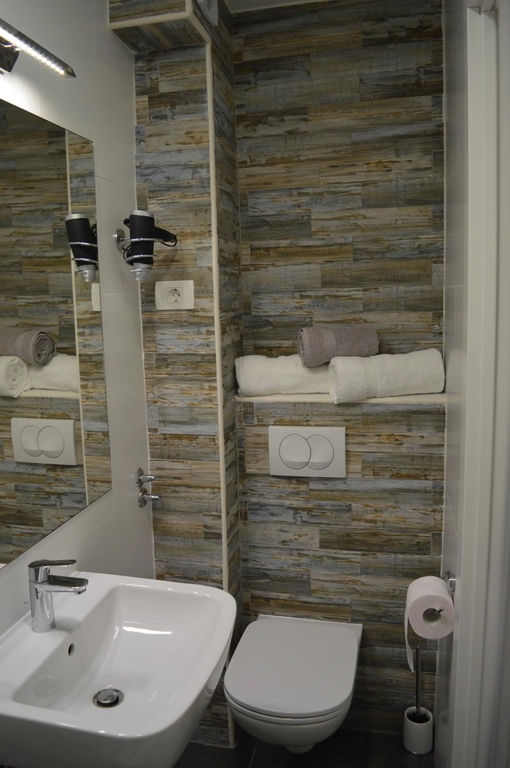 Bathroom in Piranika