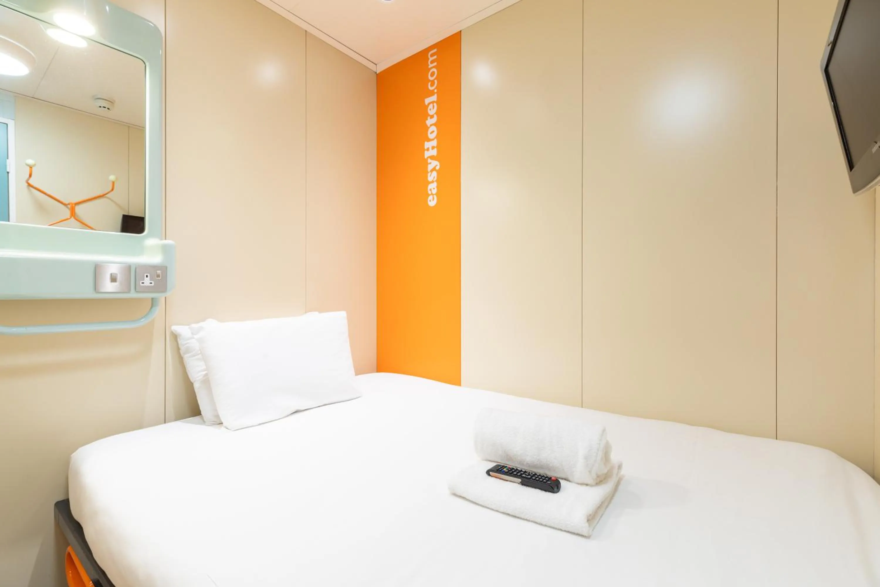 Bed in easyHotel Edinburgh