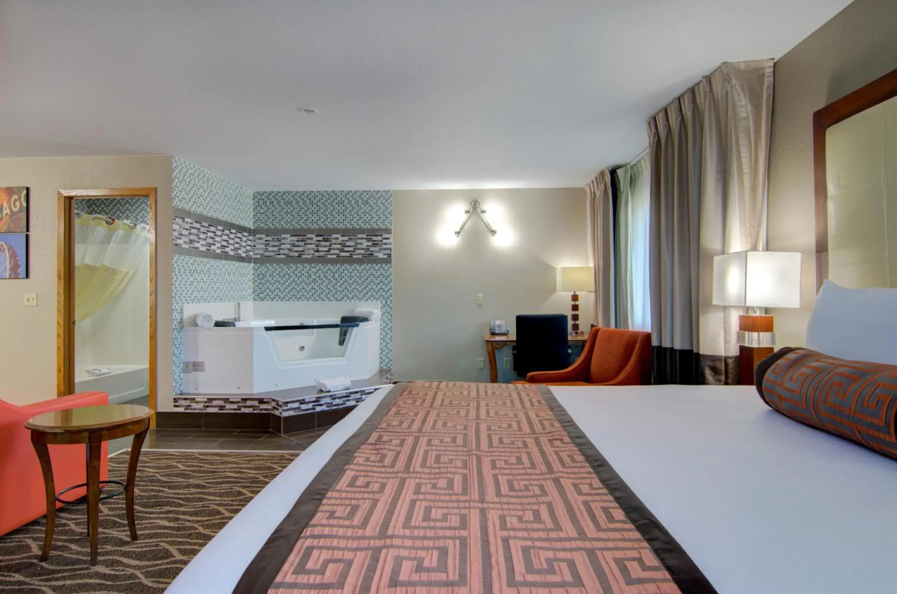 King Suite with Spa Bath in Westbridge Inn and Suites King Suite with Spa Bath in Westbridge Inn and Suites