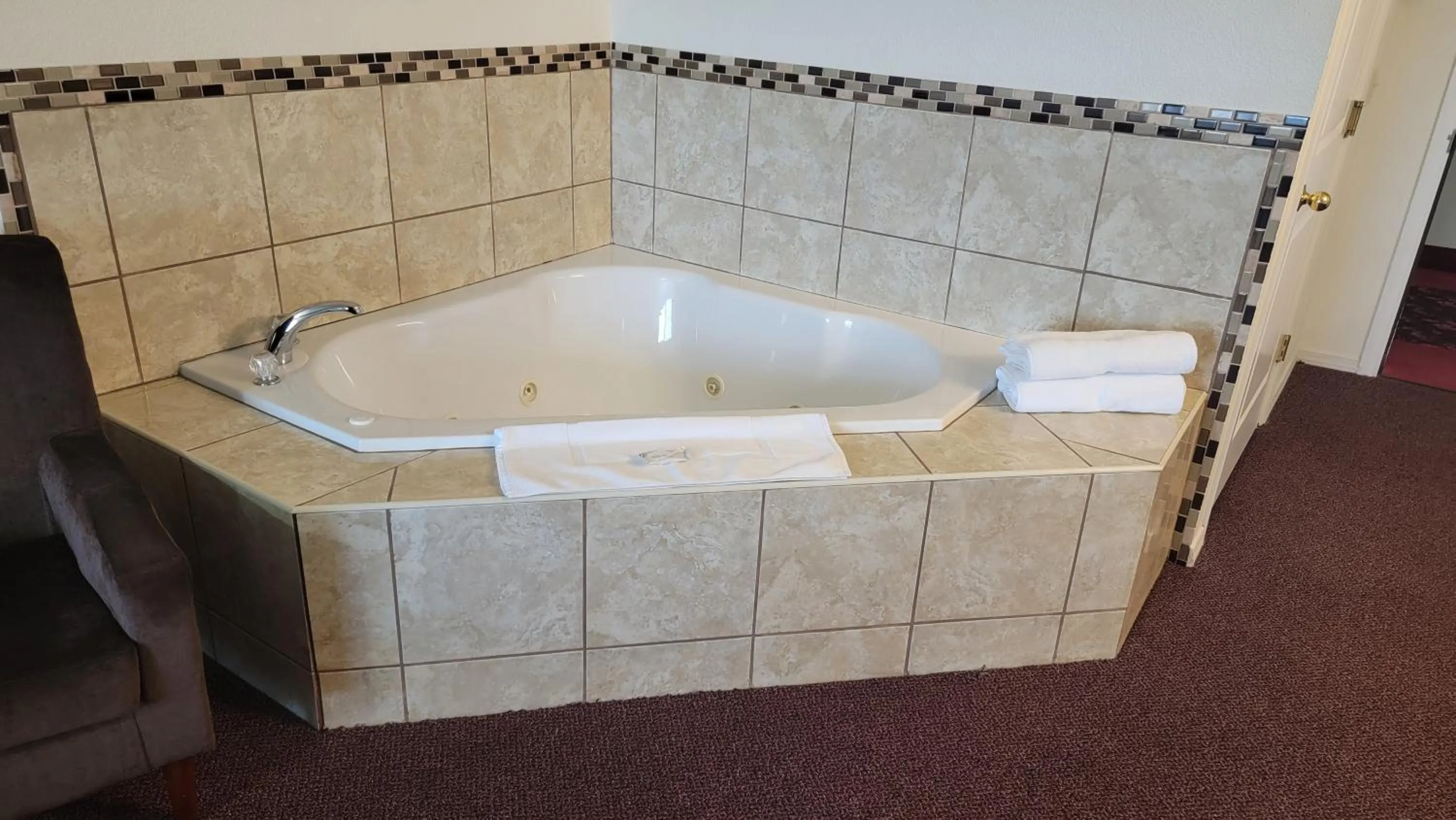 Oceanview Inn and Suites