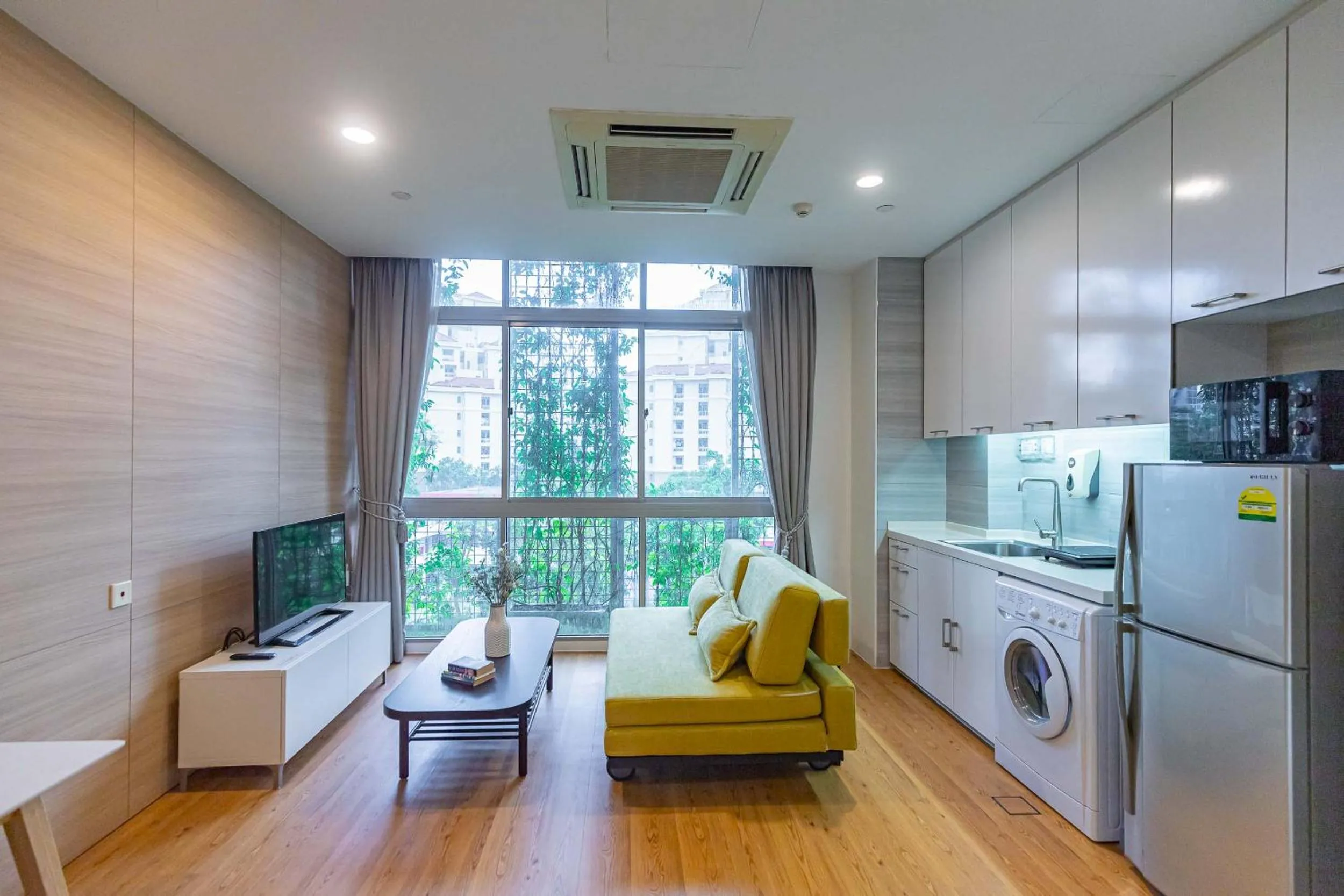 TV and multimedia in Oxley Thanksgiving Residence