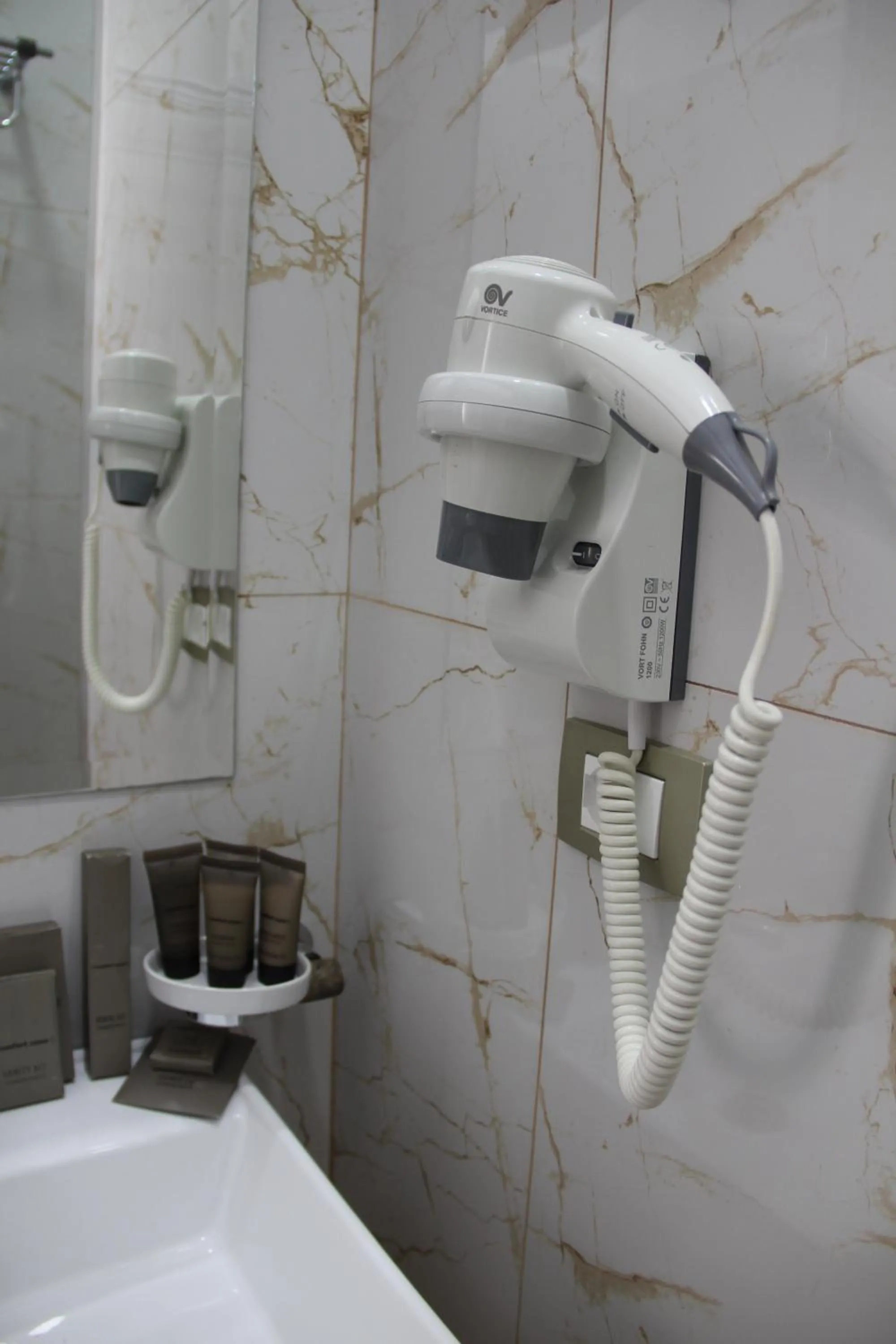 Bathroom in Hotel Hermes Tirana