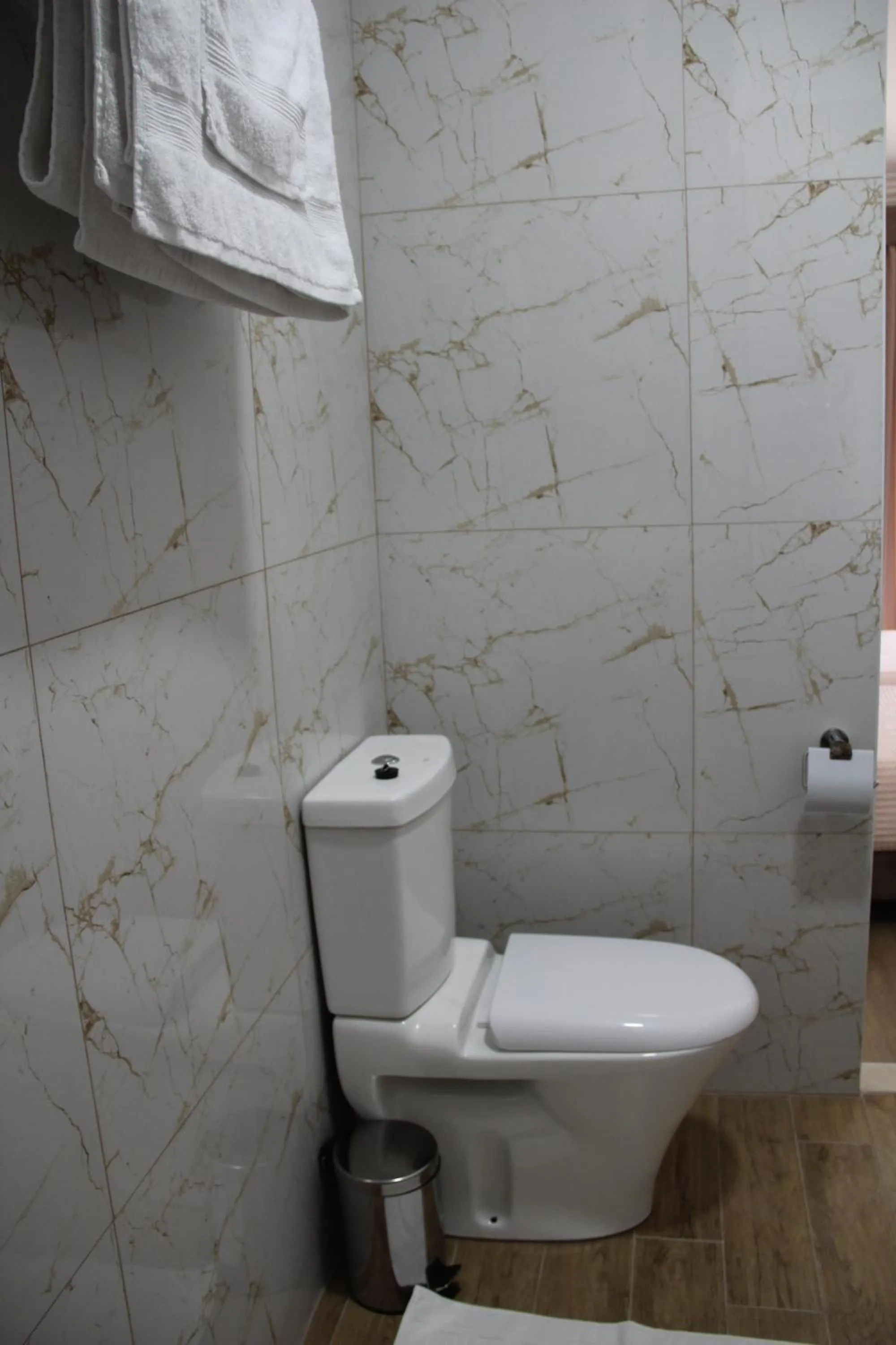 Bathroom in Hotel Hermes Tirana