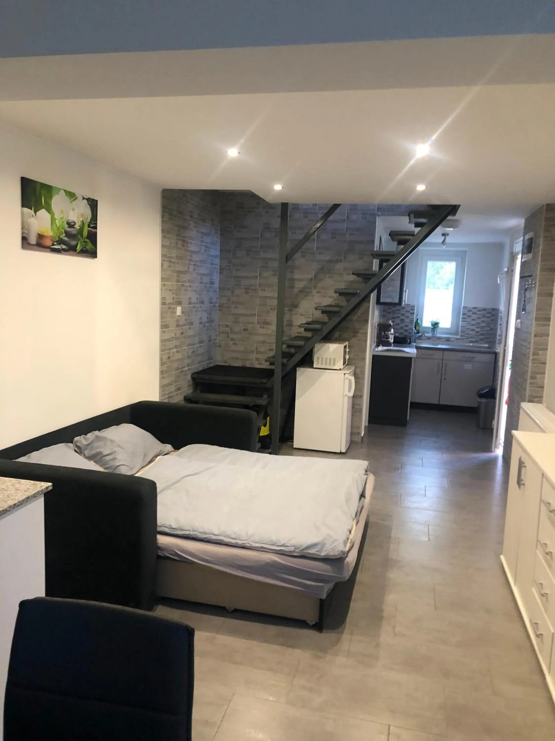 Bed in Heni Apartment