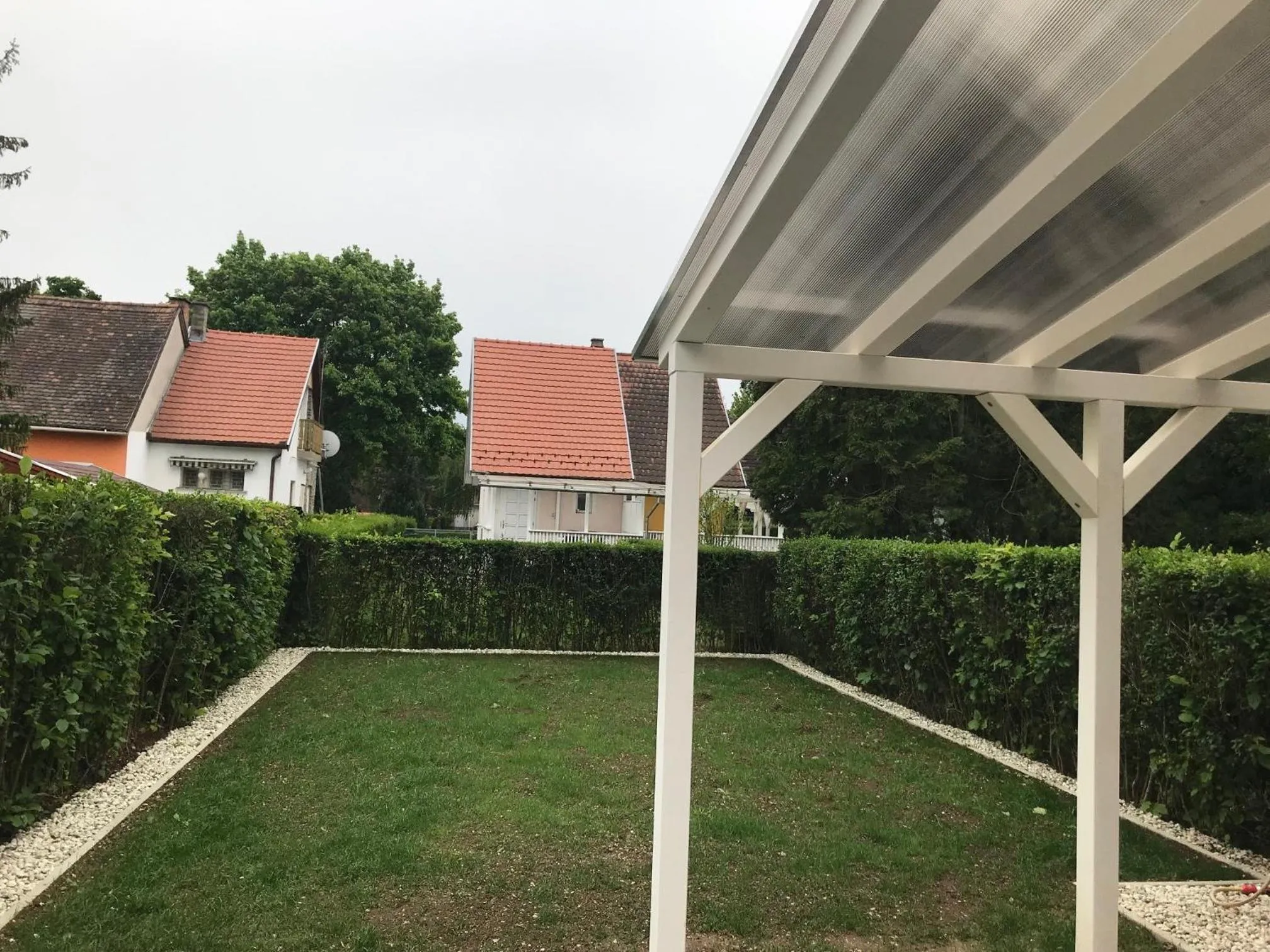 Neighbourhood in Heni Apartment