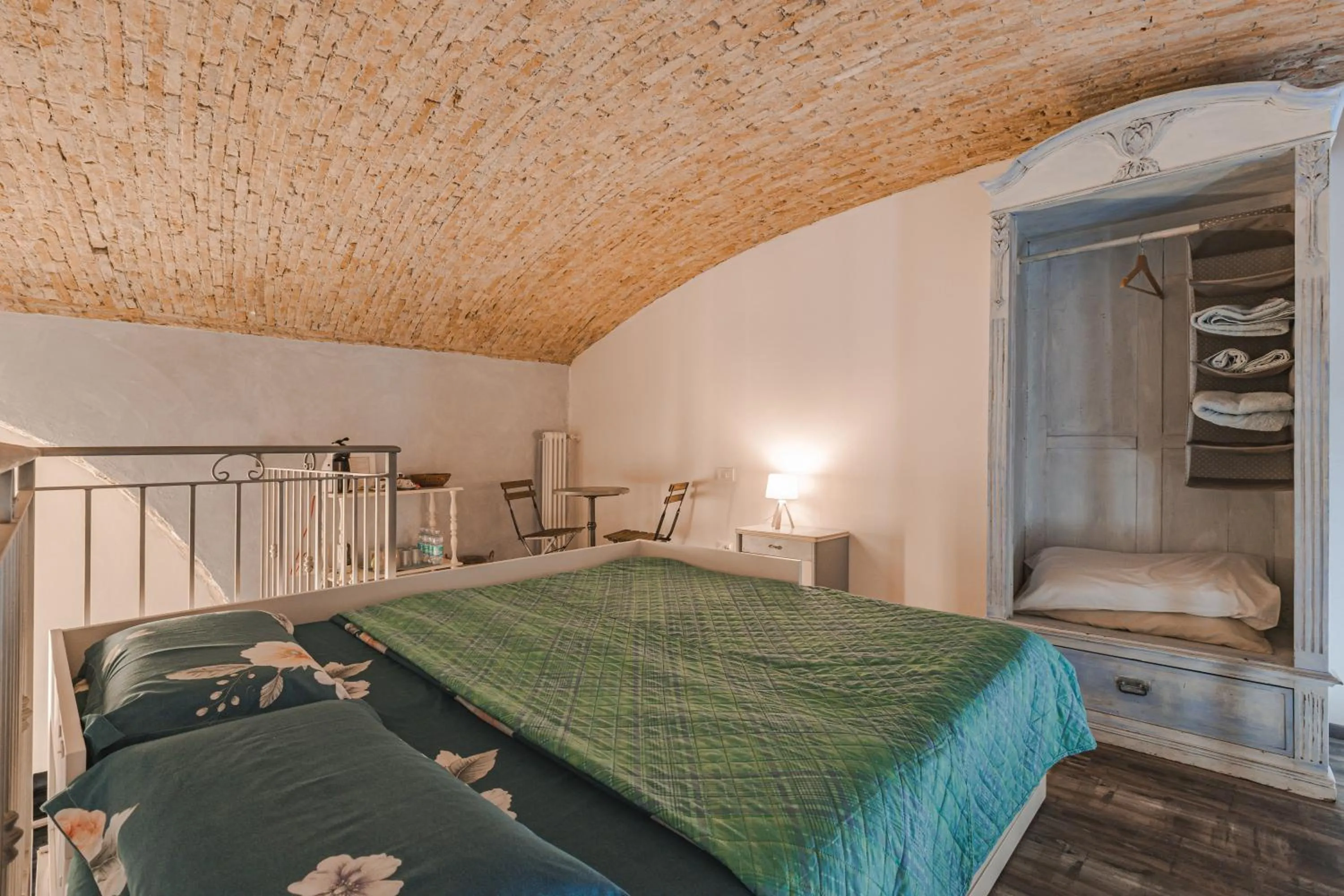 Bed in Trieste Art Loft