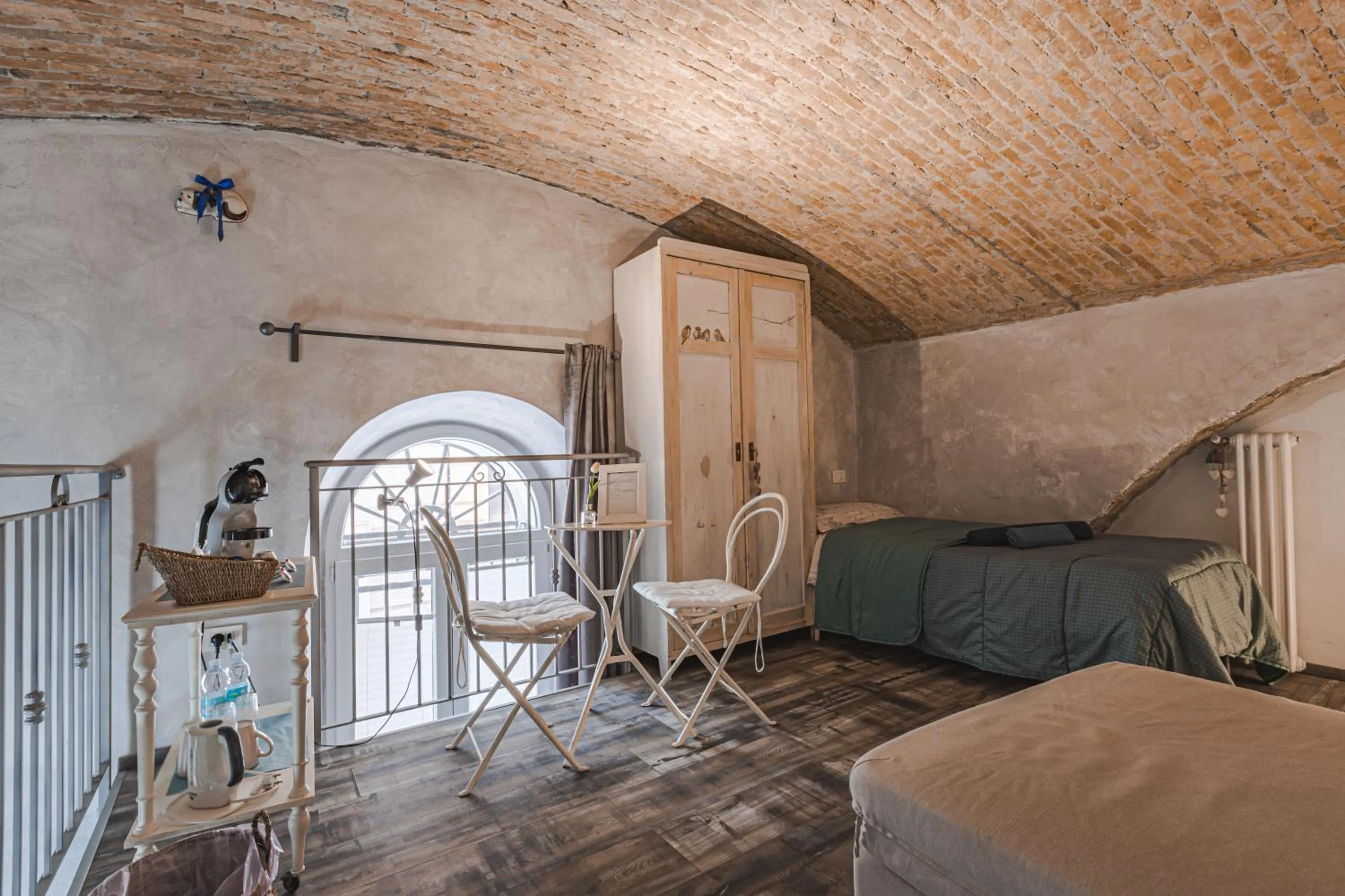 Bed in Trieste Art Loft