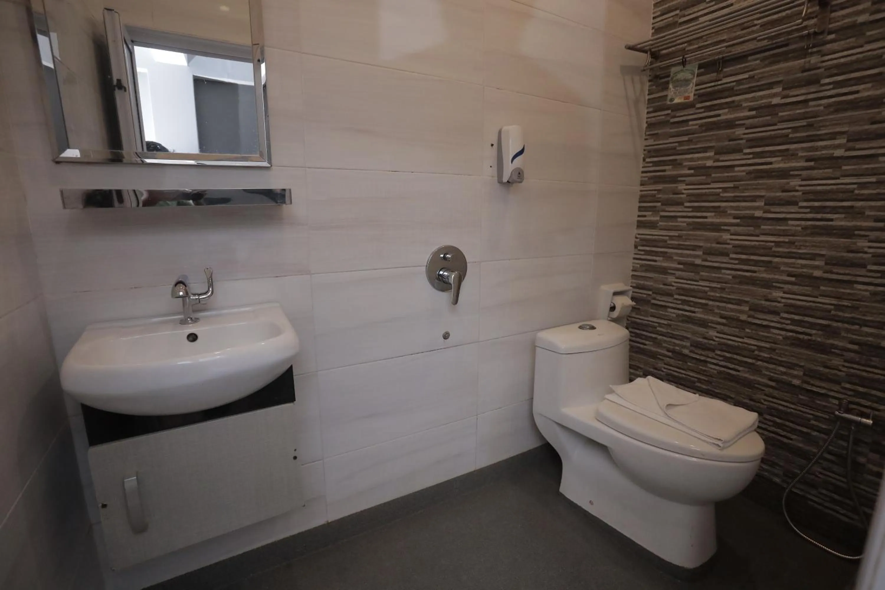 Bathroom in DJ Citi Inn Premier