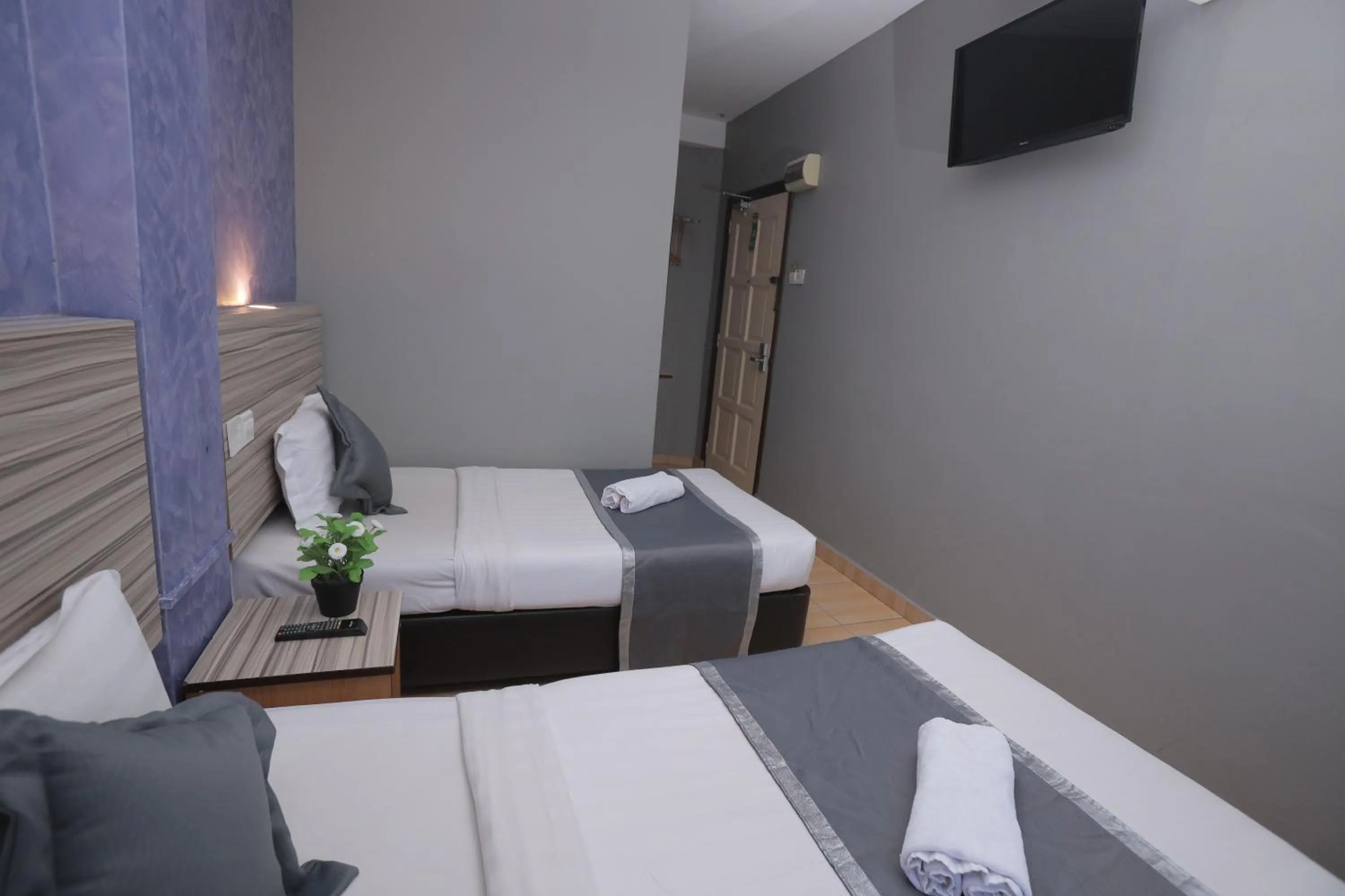 Bedroom, Bed in DJ Citi Inn Premier