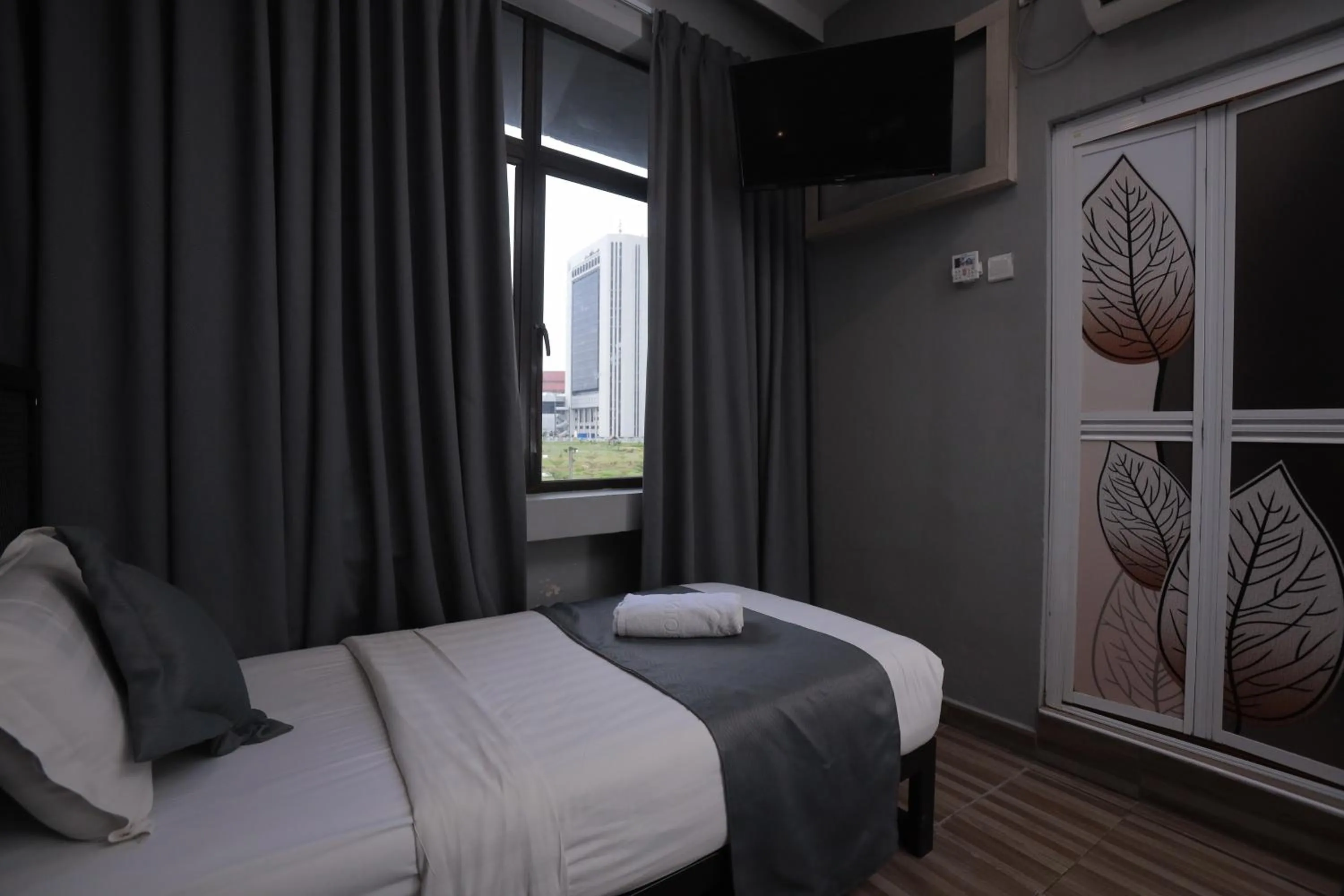 Bedroom, Bed in DJ Citi Inn Premier