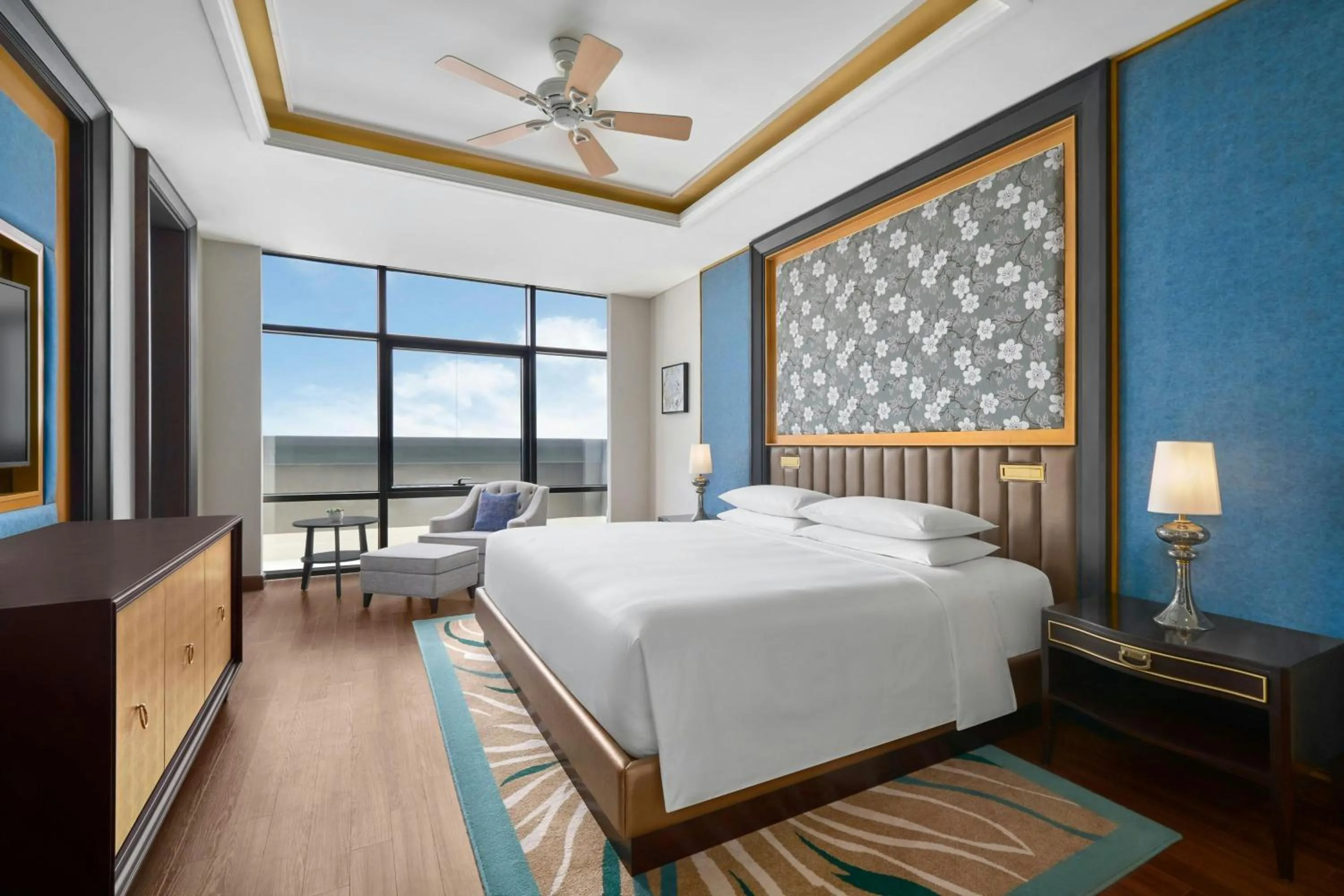 Bedroom, Bed in Sheraton Can Tho