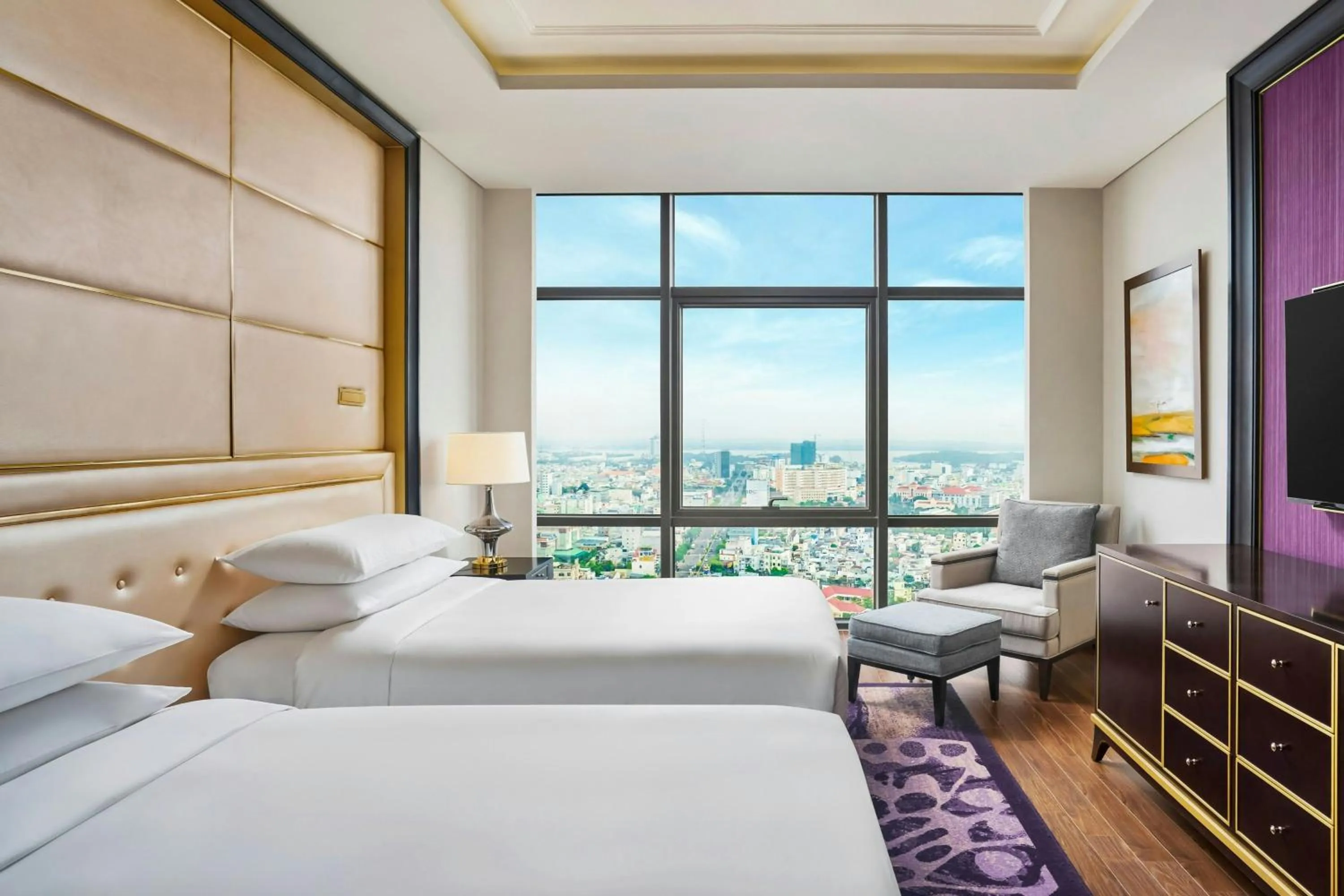 Photo of the whole room, Bed in Sheraton Can Tho