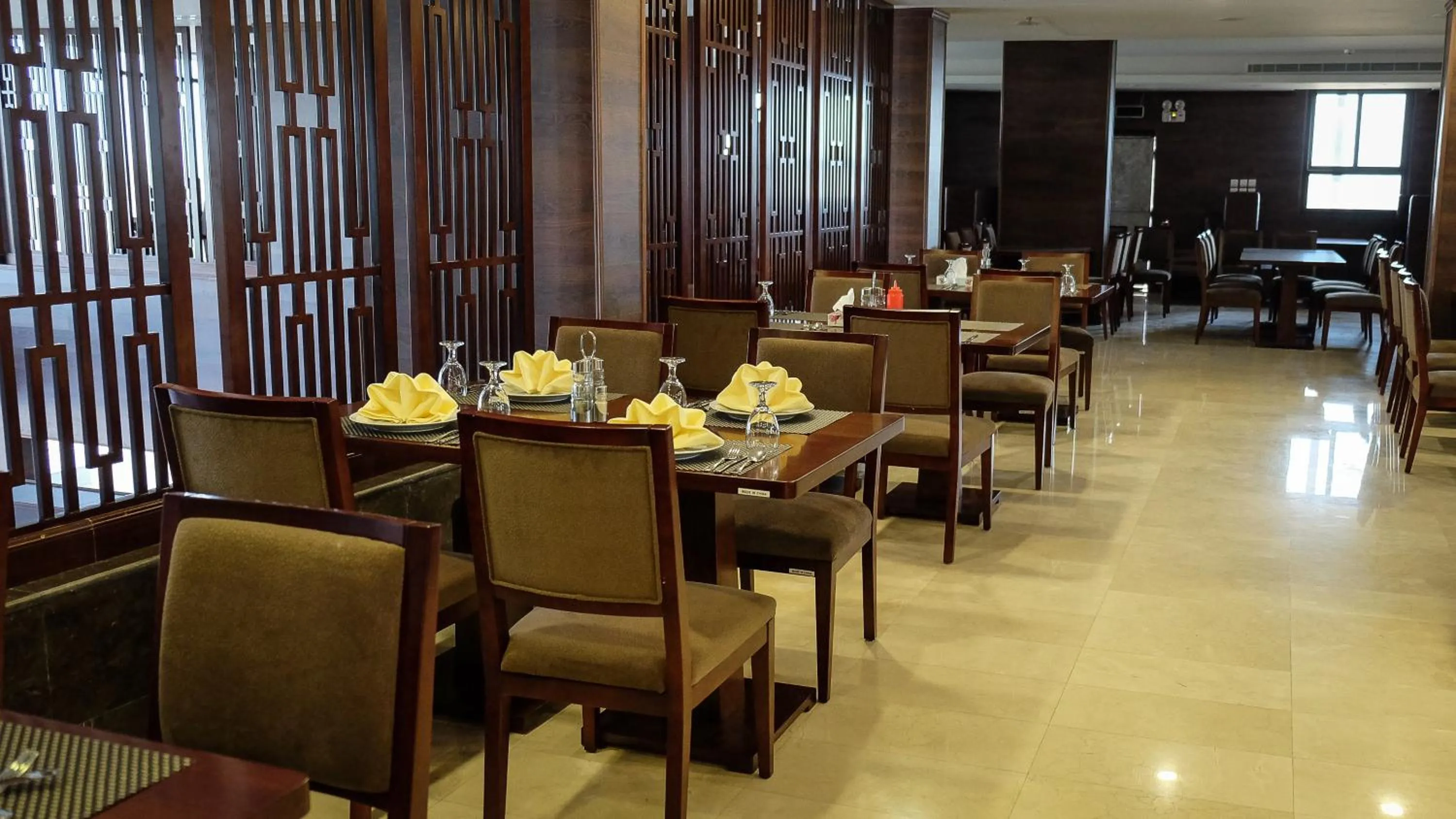 Restaurant/places to eat in Rabigh Park Hotel
