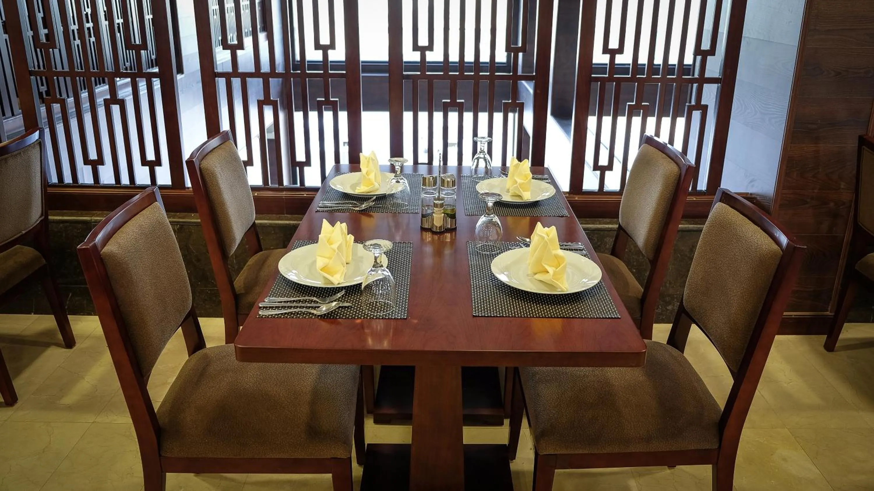 Restaurant/places to eat in Rabigh Park Hotel