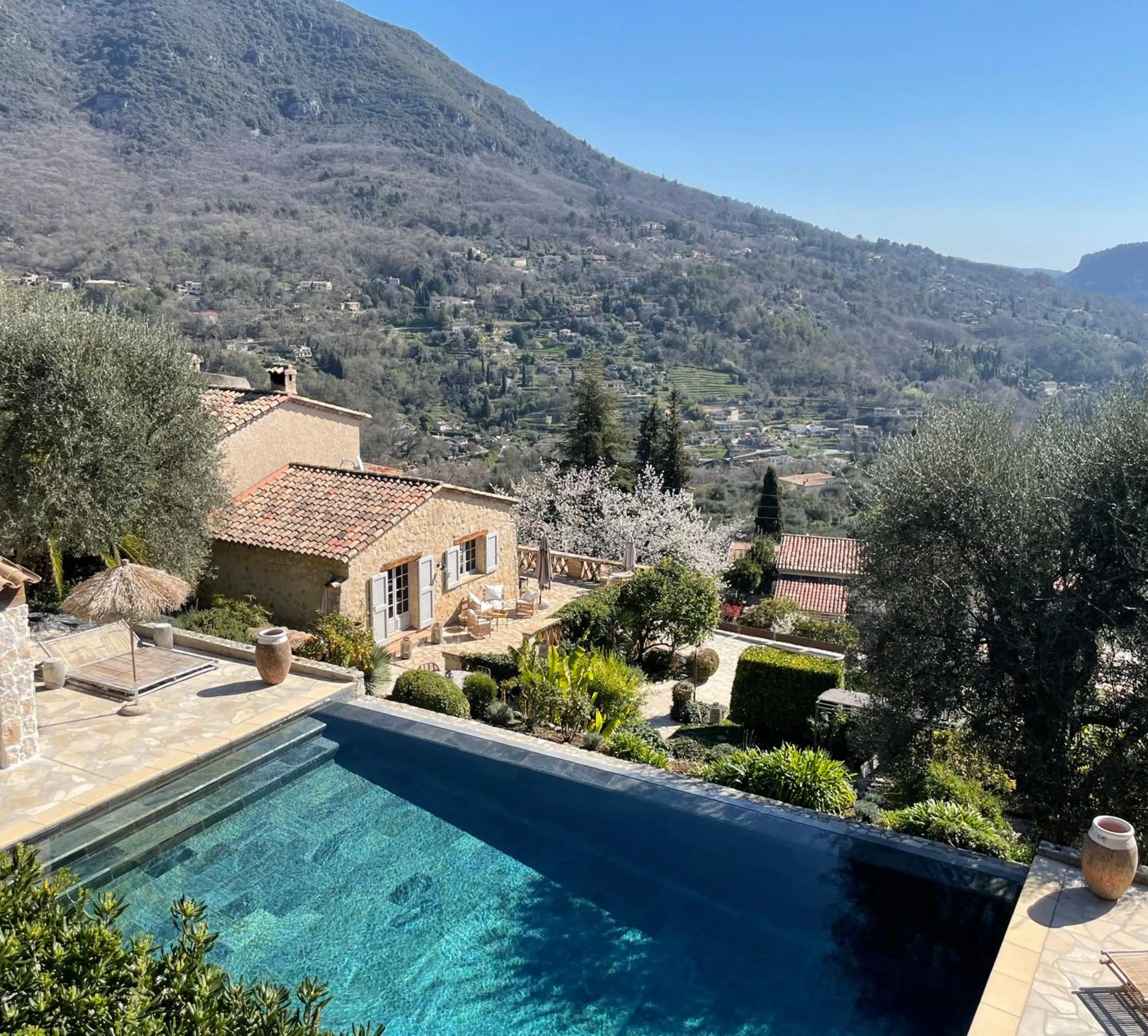 Swimming pool in L´Escale du Ciel