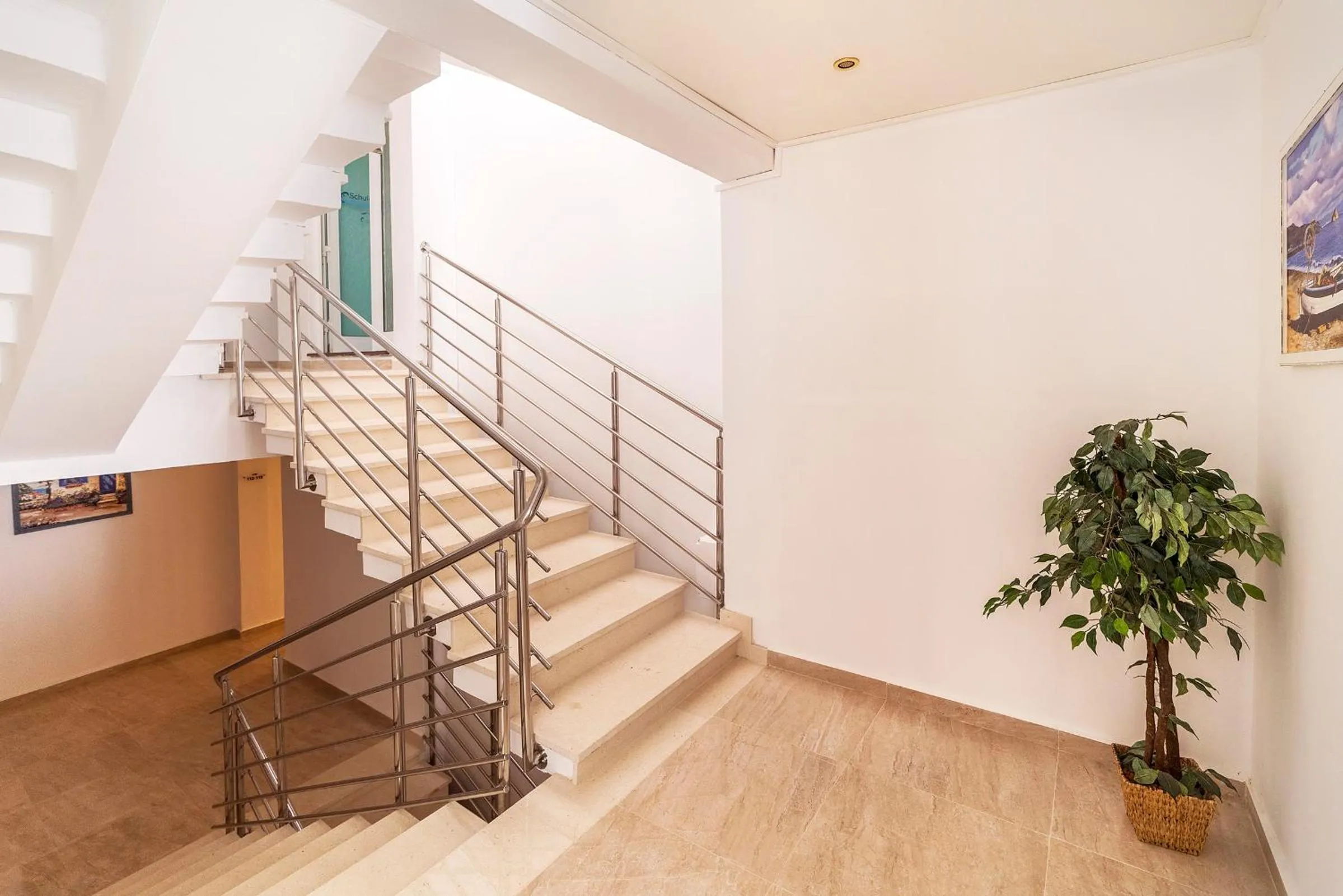 Property building in Hotel Omorika