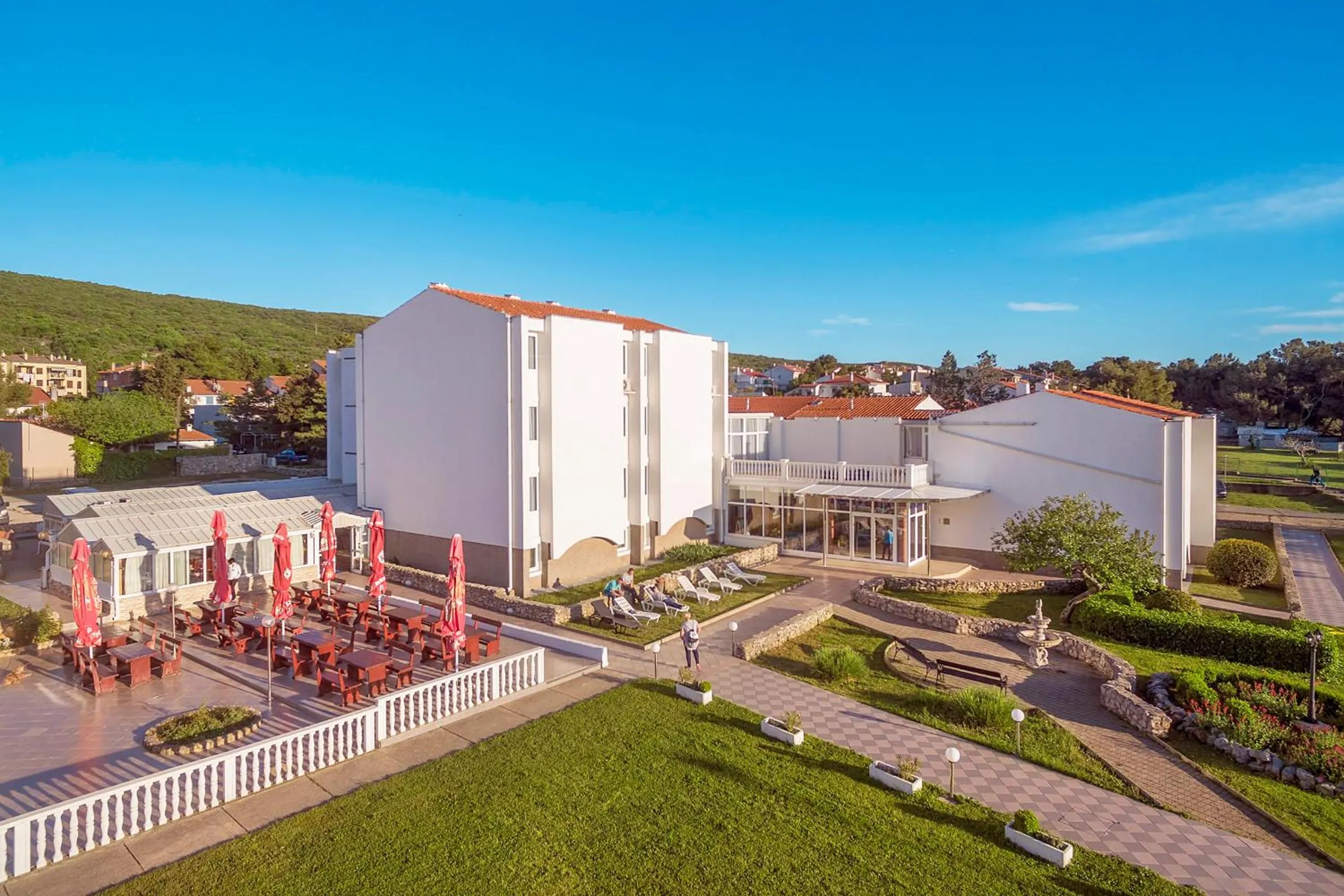 Property building in Hotel Omorika