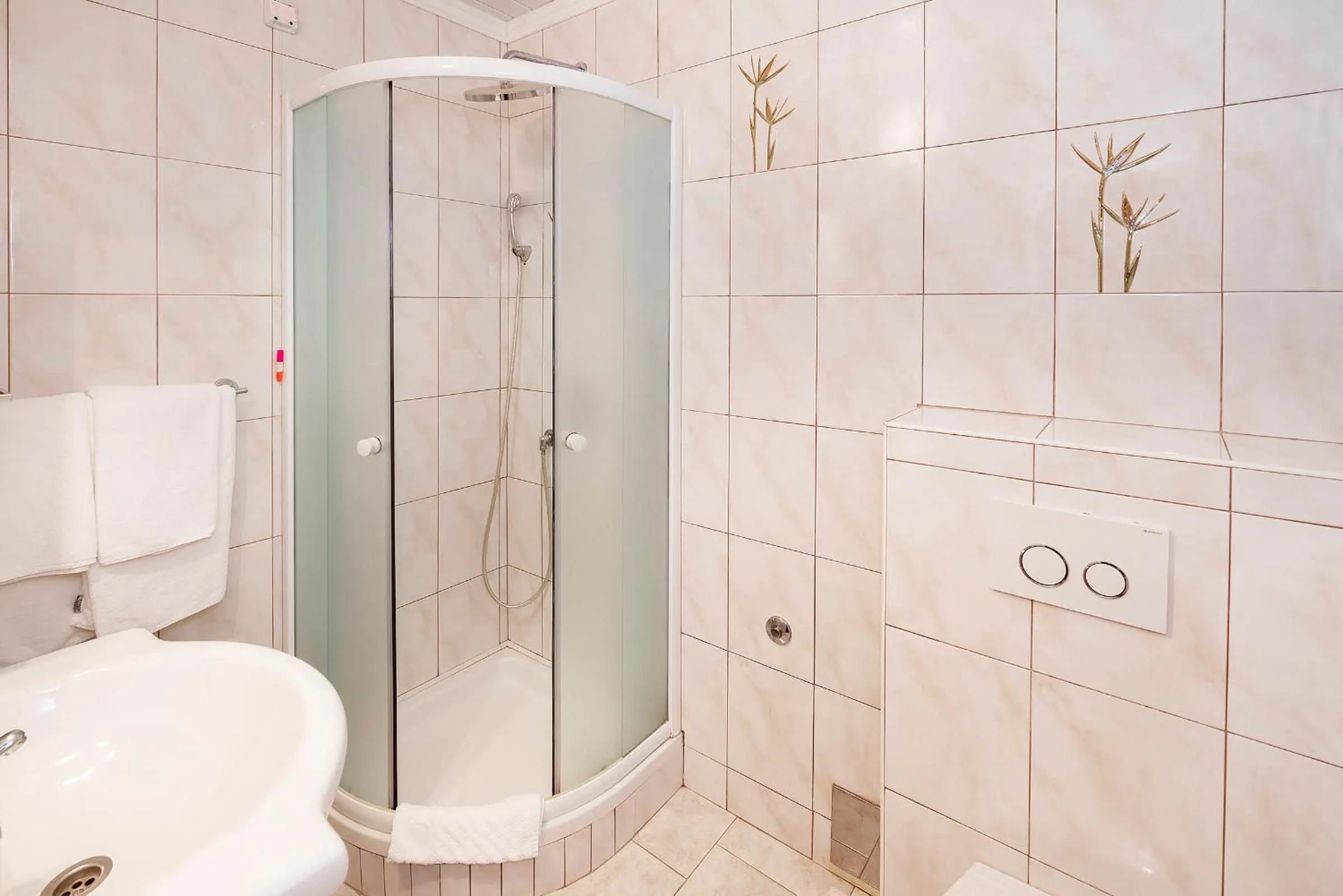 Bathroom in Hotel Omorika