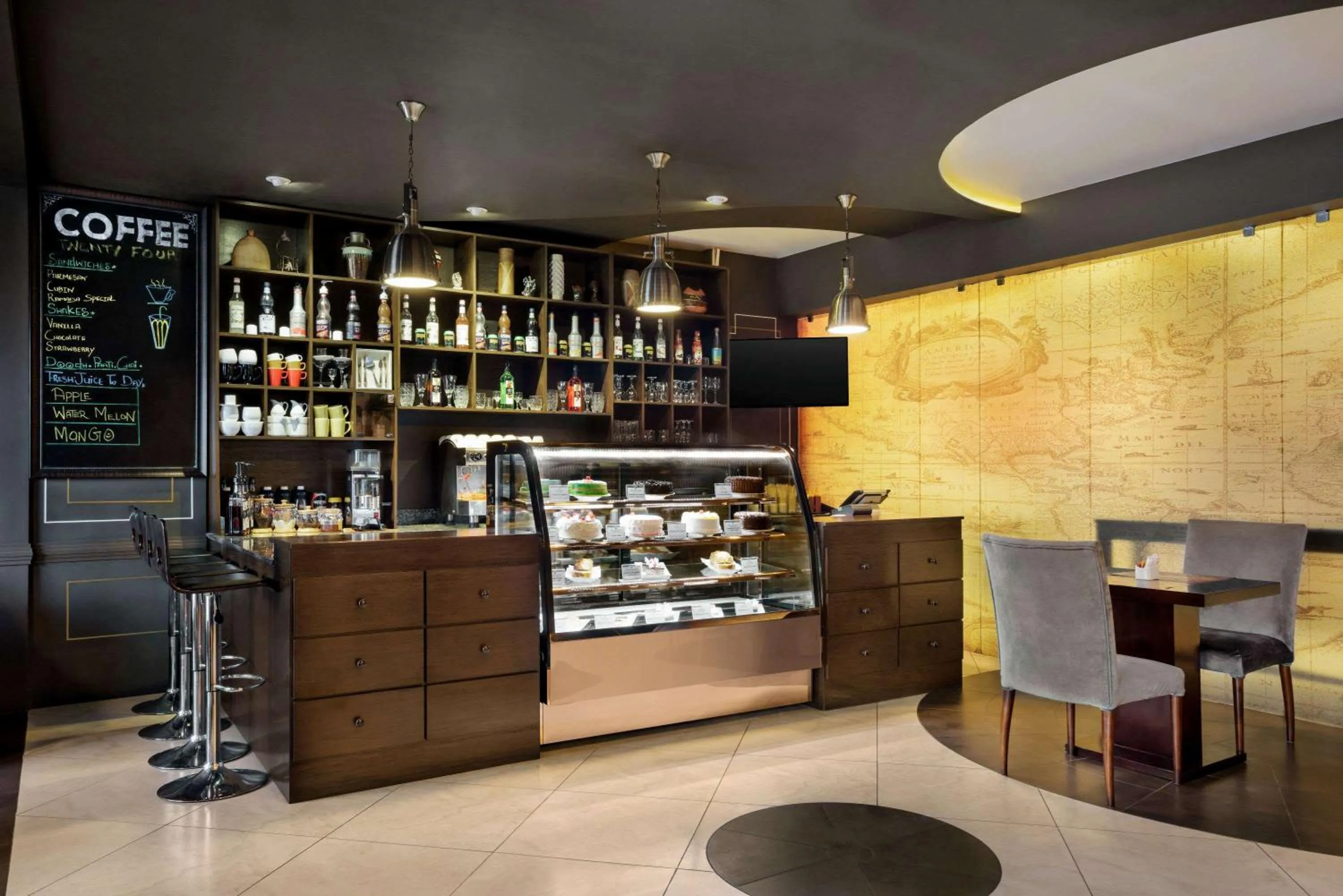 Restaurant/places to eat in Ramada by Wyndham Karachi Creek