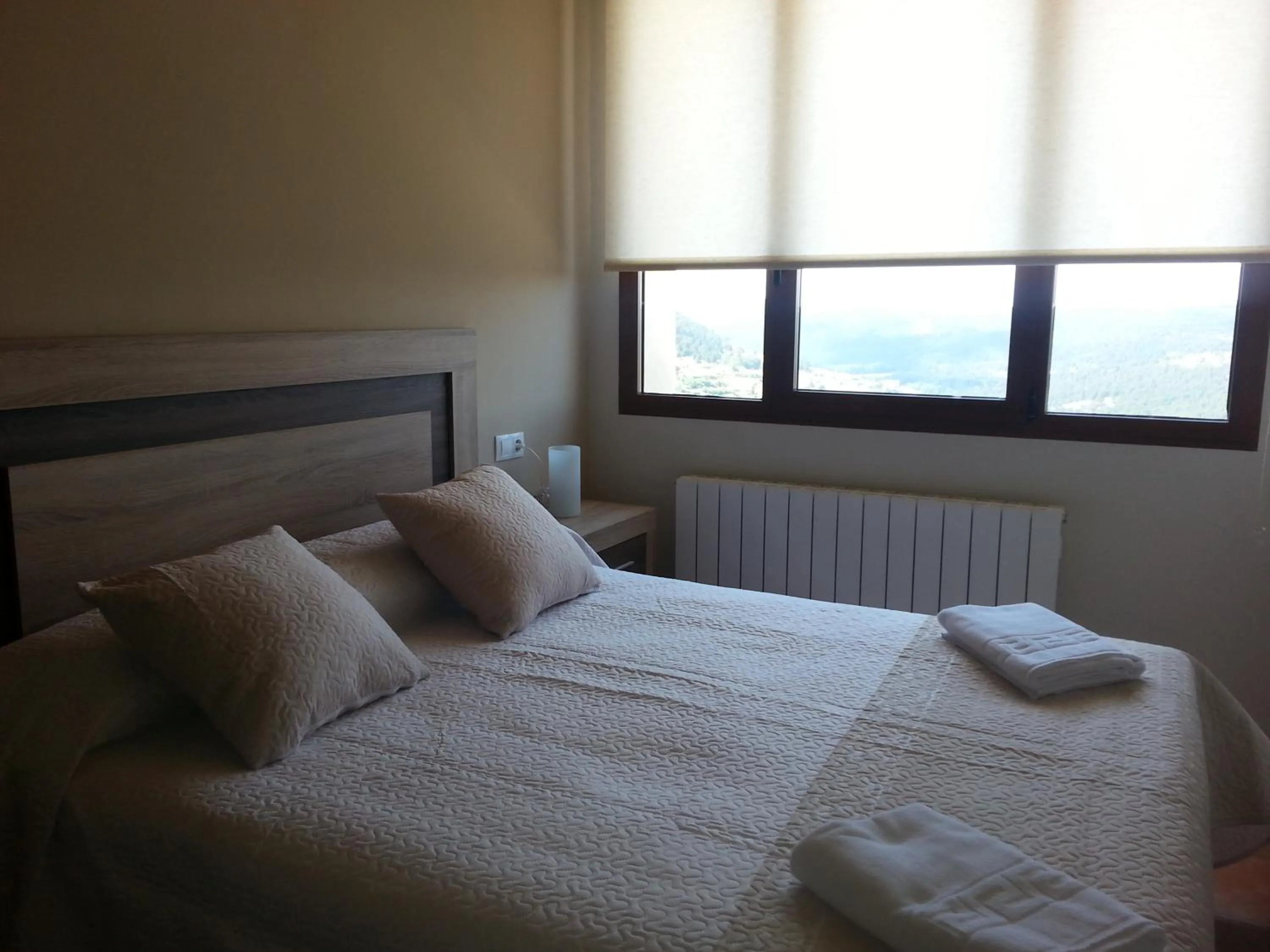 Decorative detail, Bed in Apartamentos Mirador de Gúdar