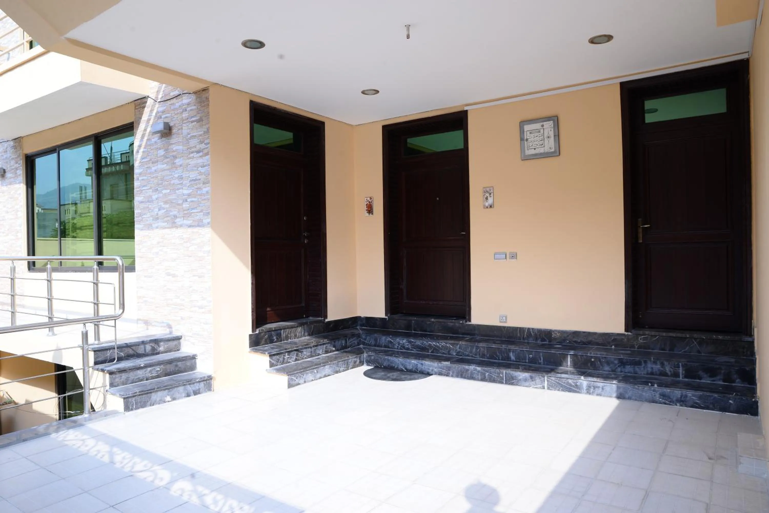 Property building in Elite Residence