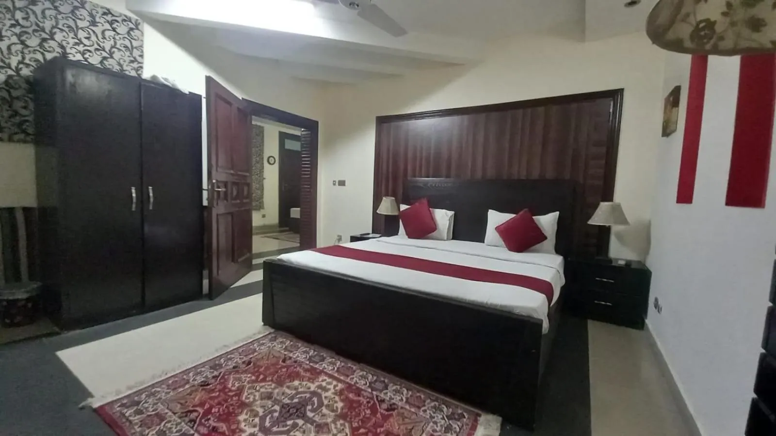 Photo of the whole room in Elite Residence